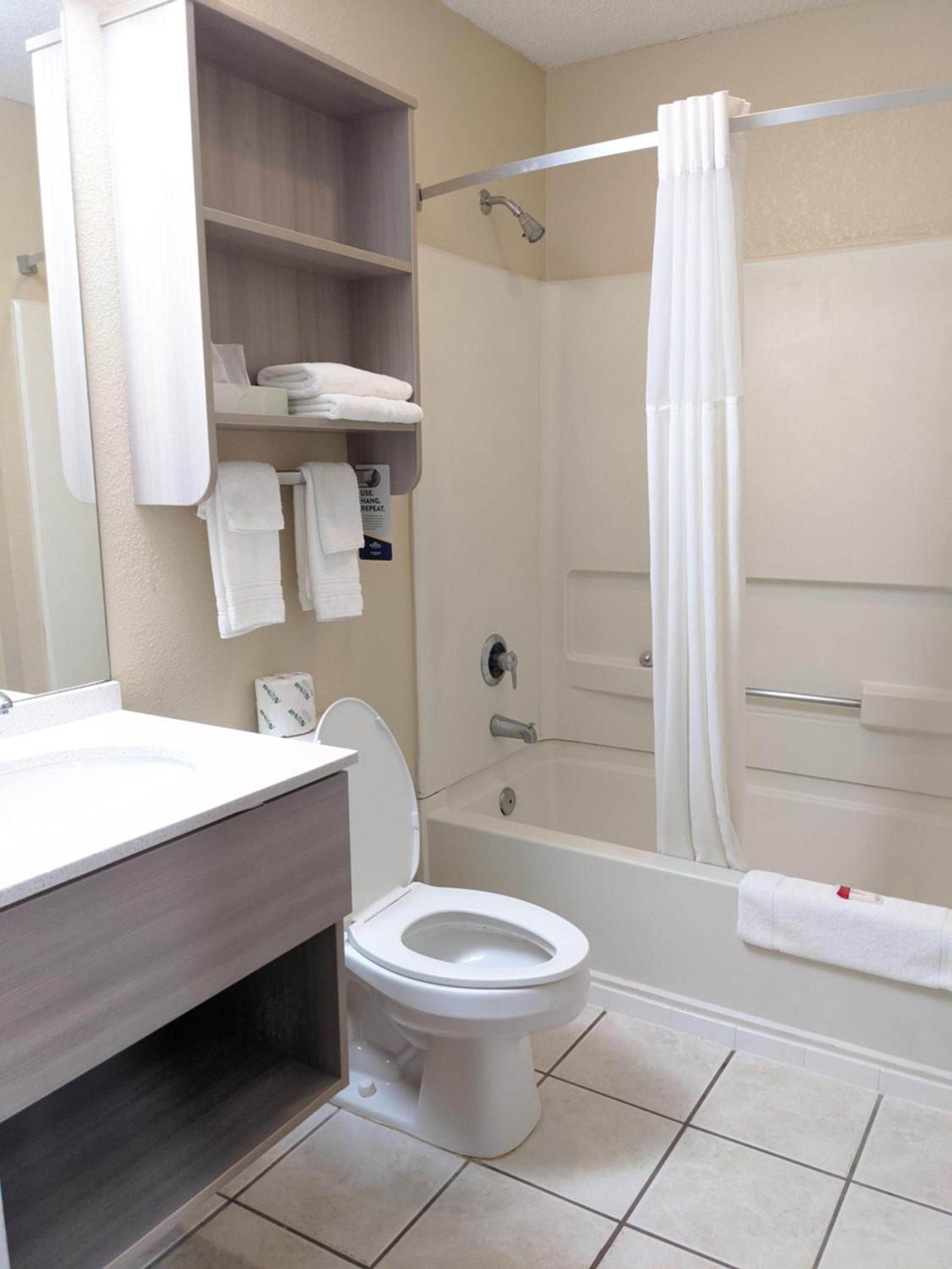 Microtel Inn Georgetown - Lexington North photo 20