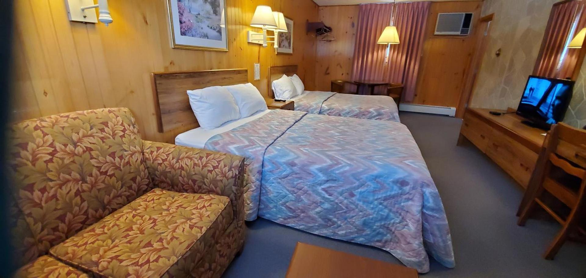 Red Ranch Inn photo 38