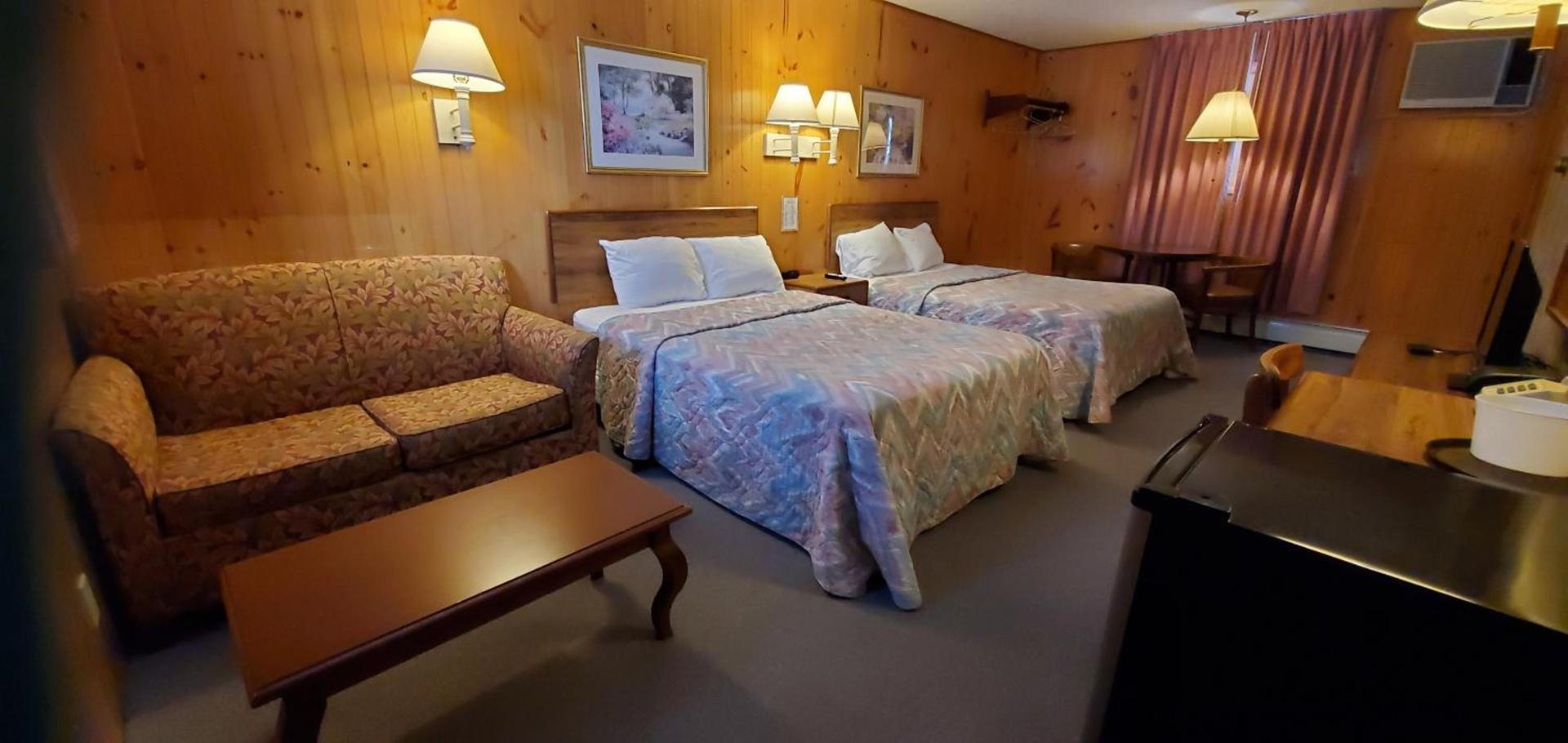 Red Ranch Inn photo 36