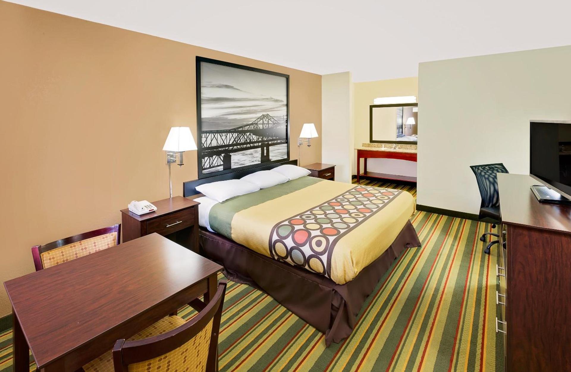 Super 8 by Wyndham Laurel photo 23