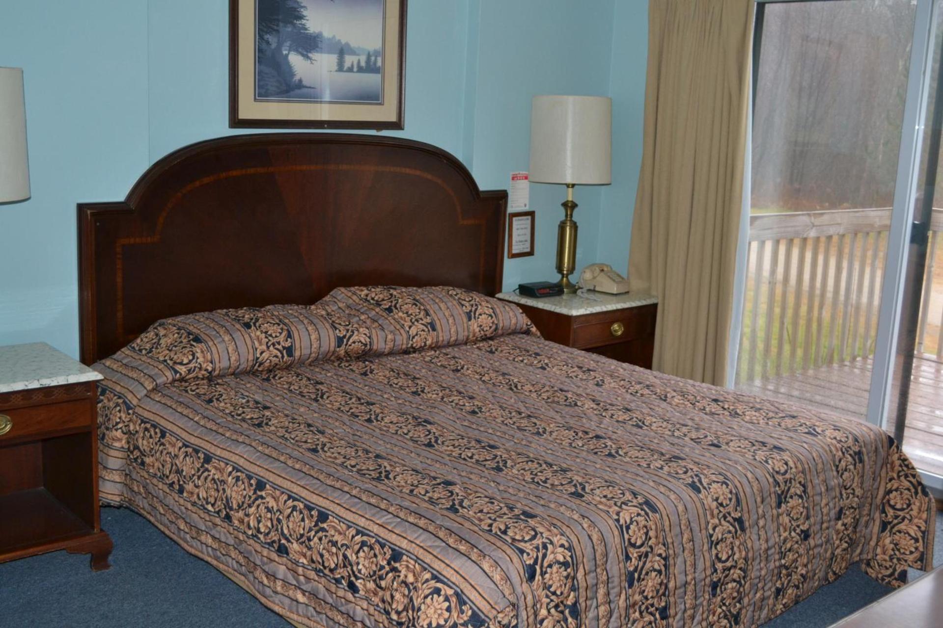 Parker's Motel photo 35