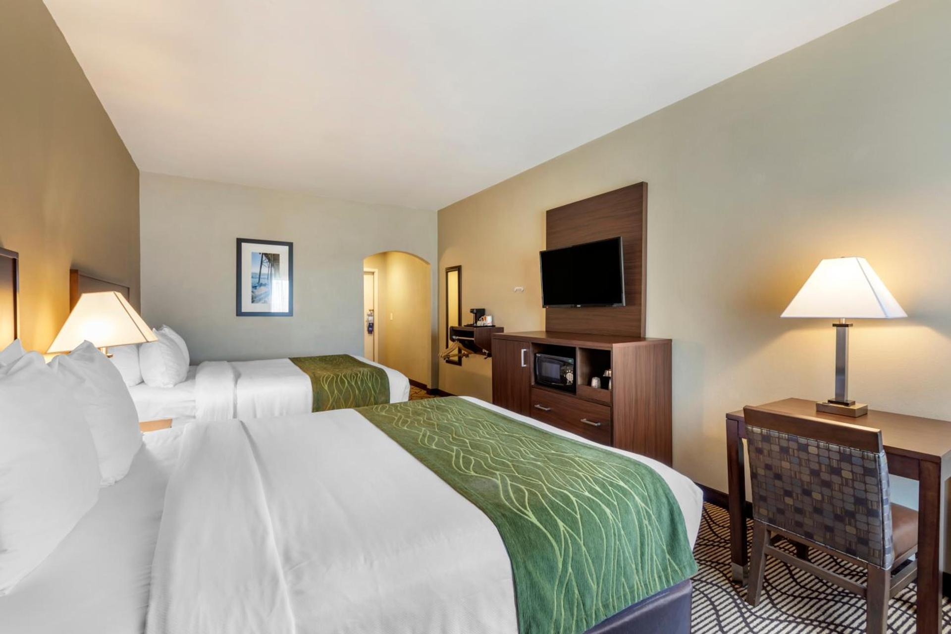 Comfort Inn & Suites Orange County John Wayne Airport photo 39