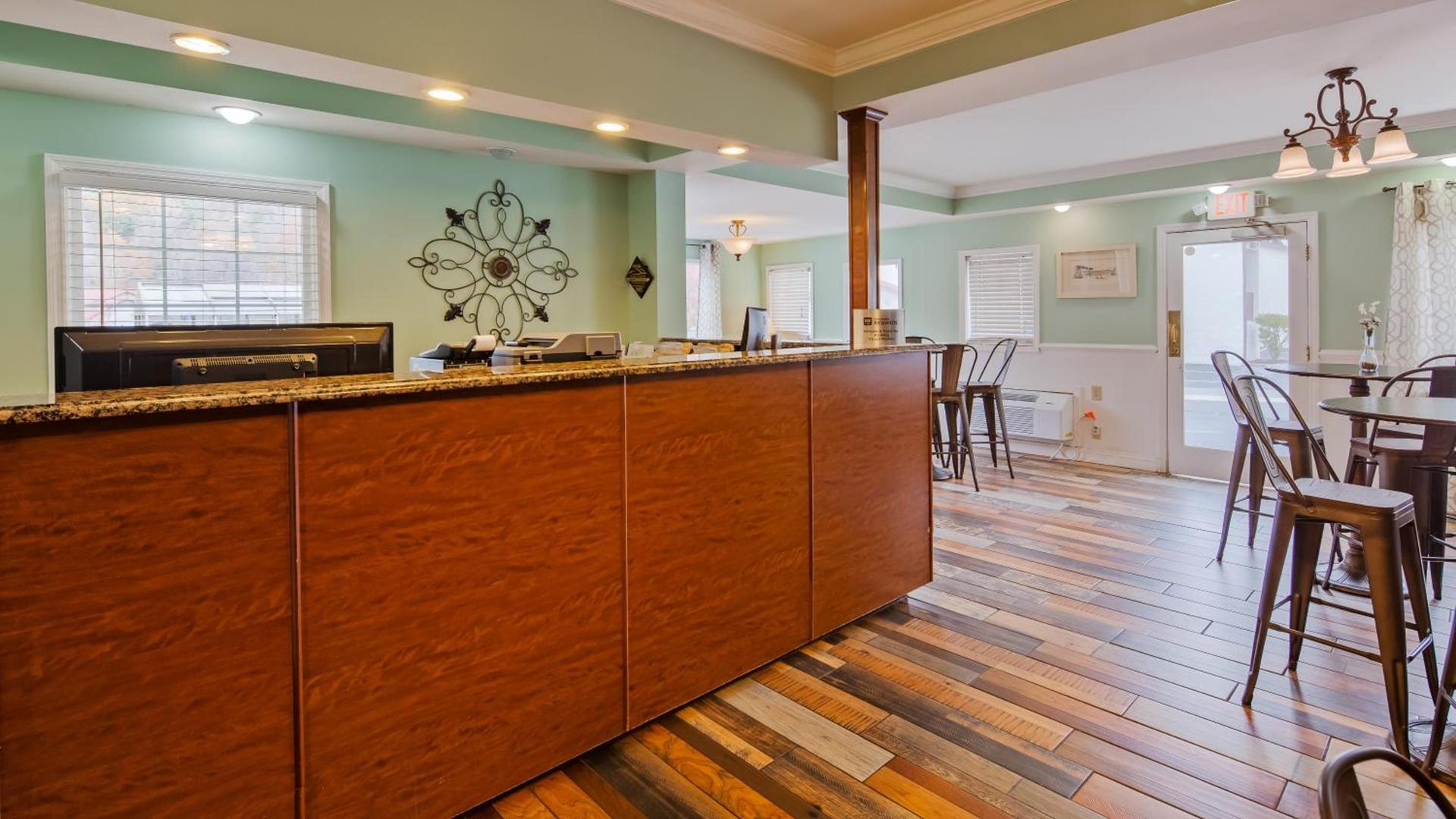 SureStay Hotel by Best Western Helen Downtown photo 35