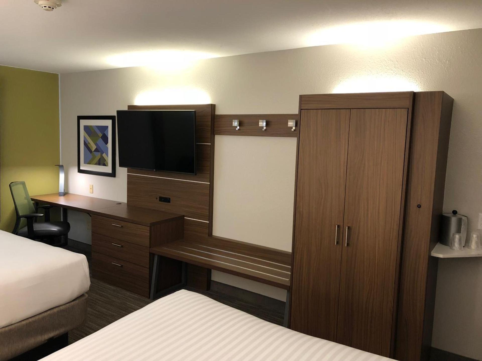 Holiday Inn Express Arlington Interstate 20 Parks Mall by IHG photo 39