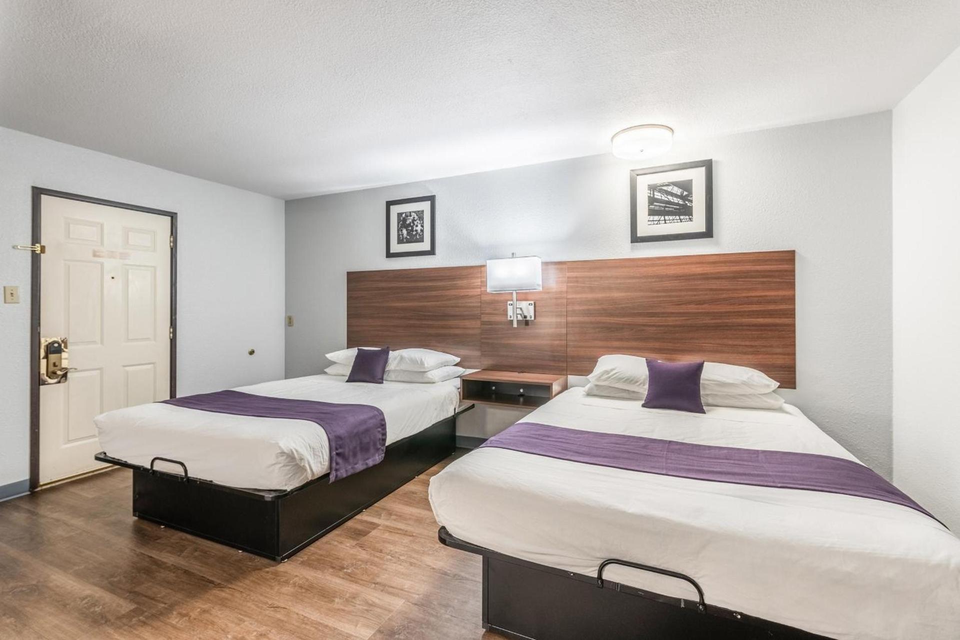 Americas Best Value Inn Searcy photo 15