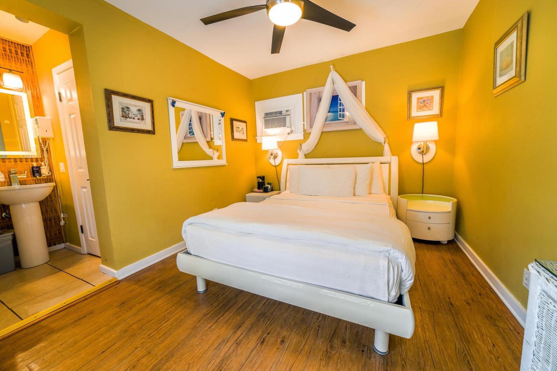 Seascape Tropical Inn photo 31
