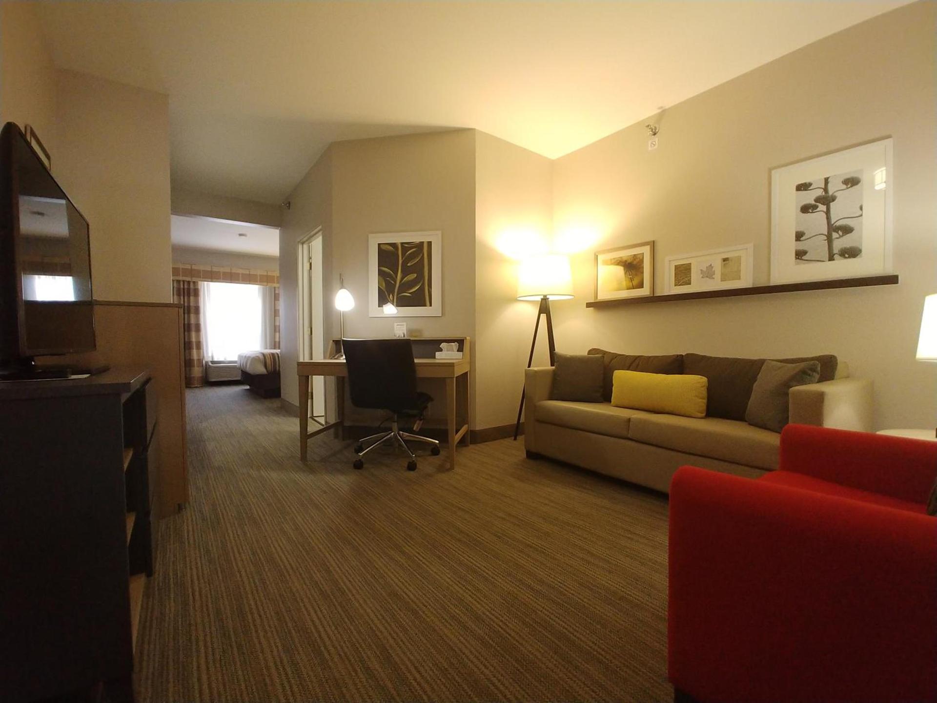 Country Inn & Suites by Radisson, Freeport, IL photo 67