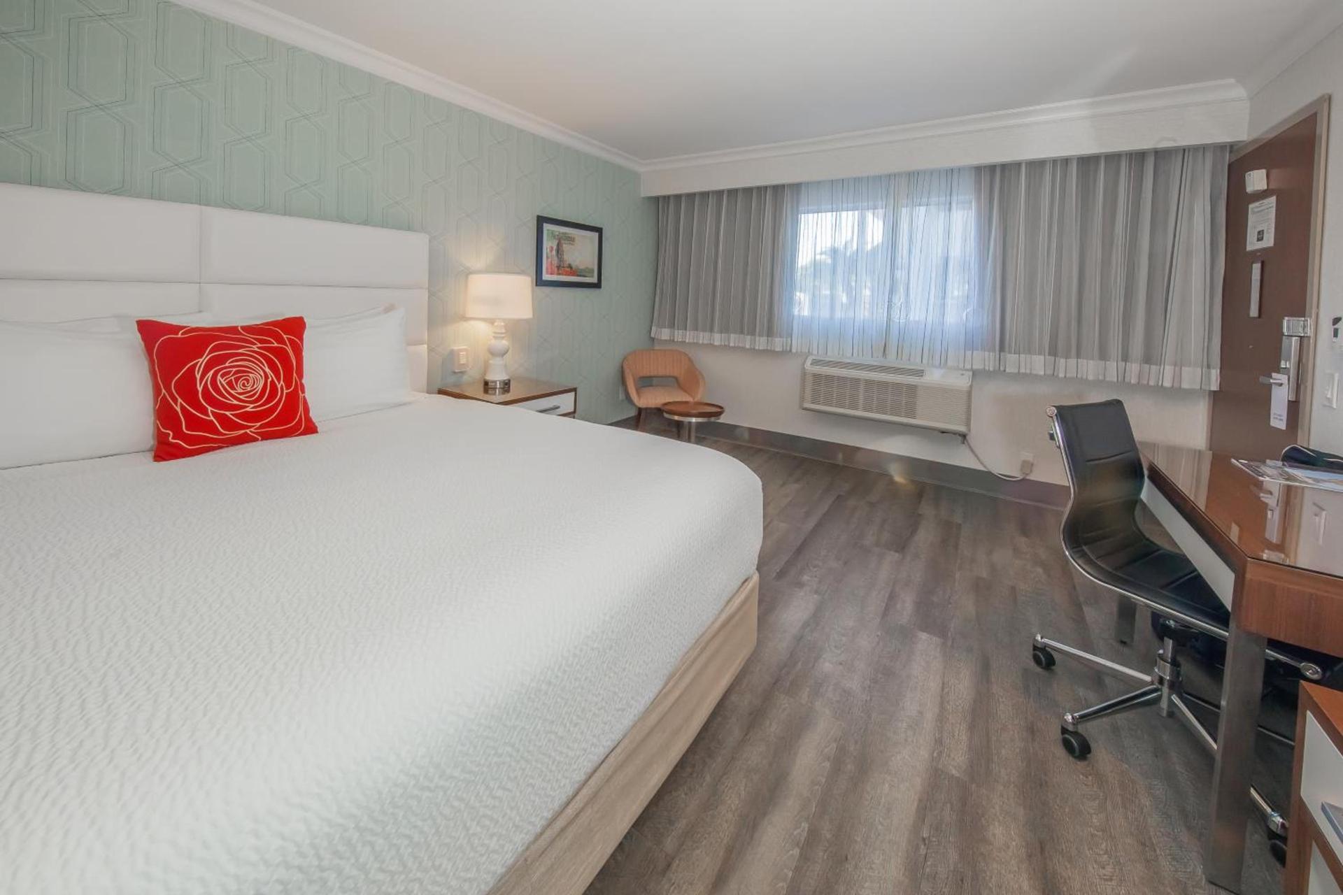 Pasadena Rose & Crown Hotel photo 17