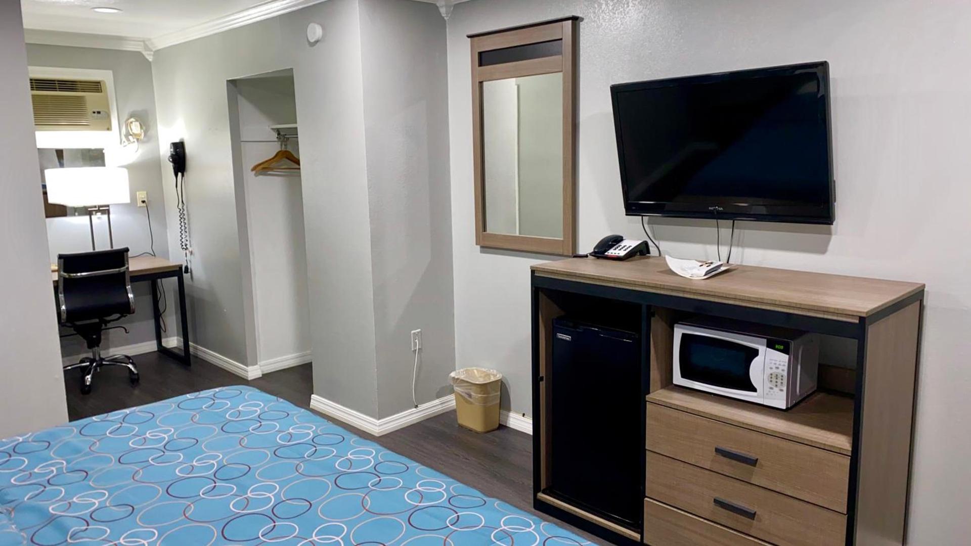 Budget Host Inn photo 2