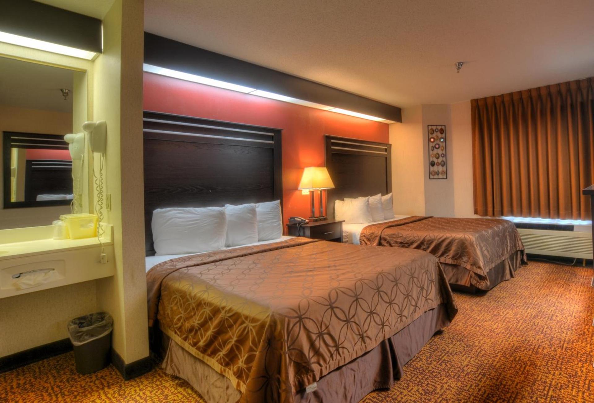 Smoky Mountain Inn & Suites photo 27