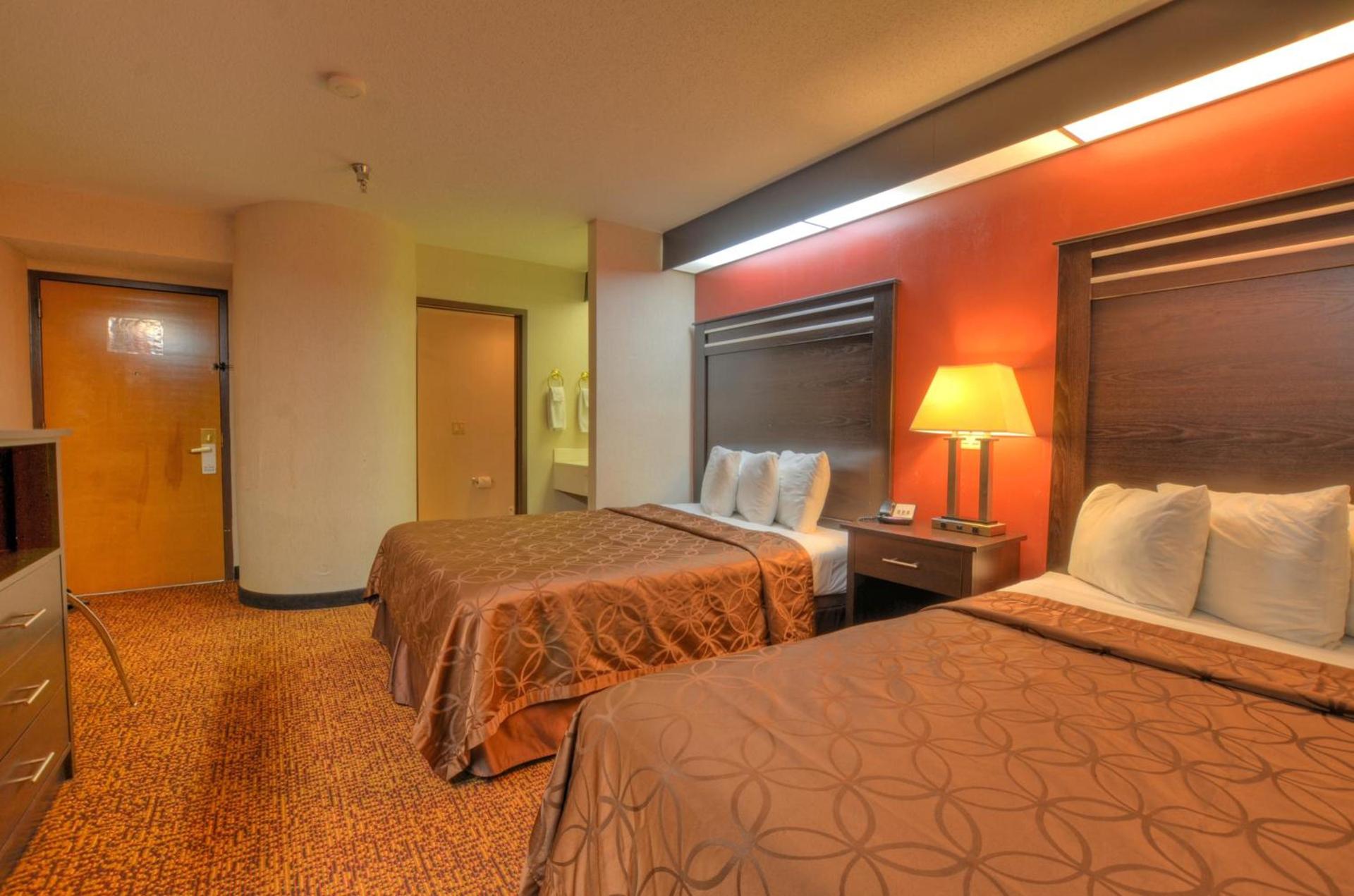 Smoky Mountain Inn & Suites photo 23