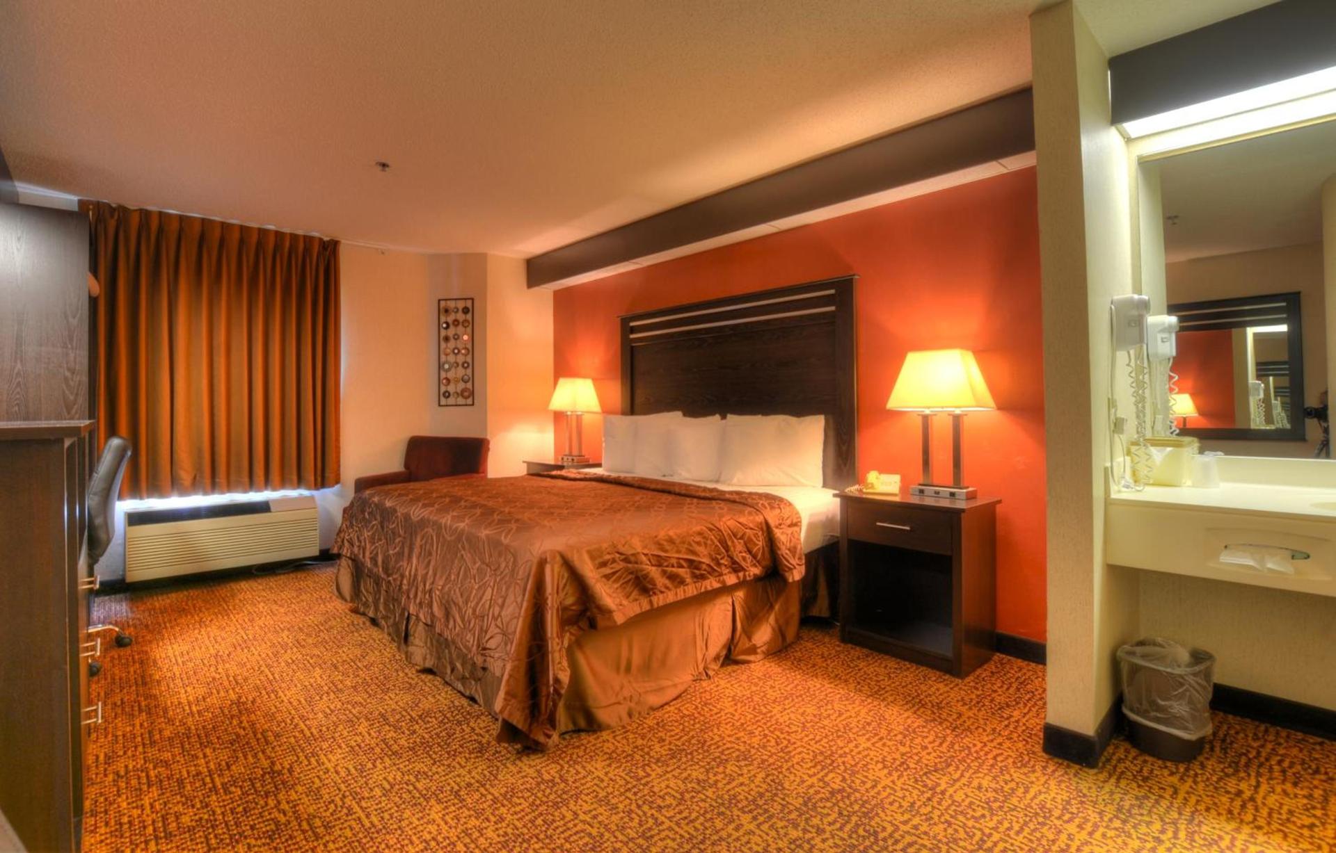 Smoky Mountain Inn & Suites photo 35