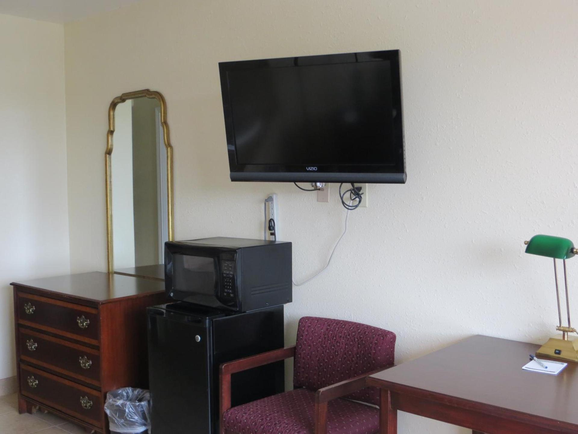 Flagship Inn photo 9
