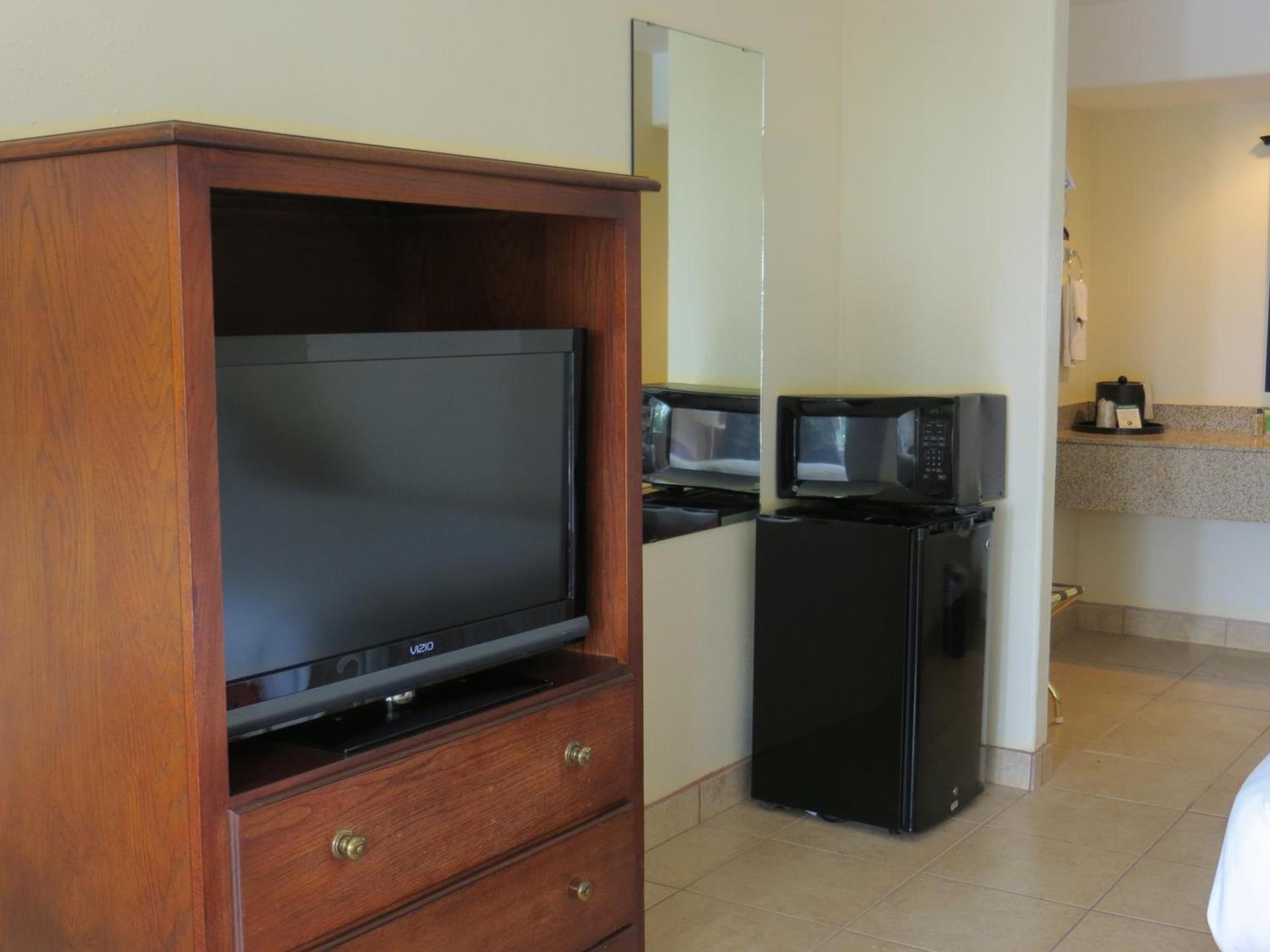Flagship Inn photo 8