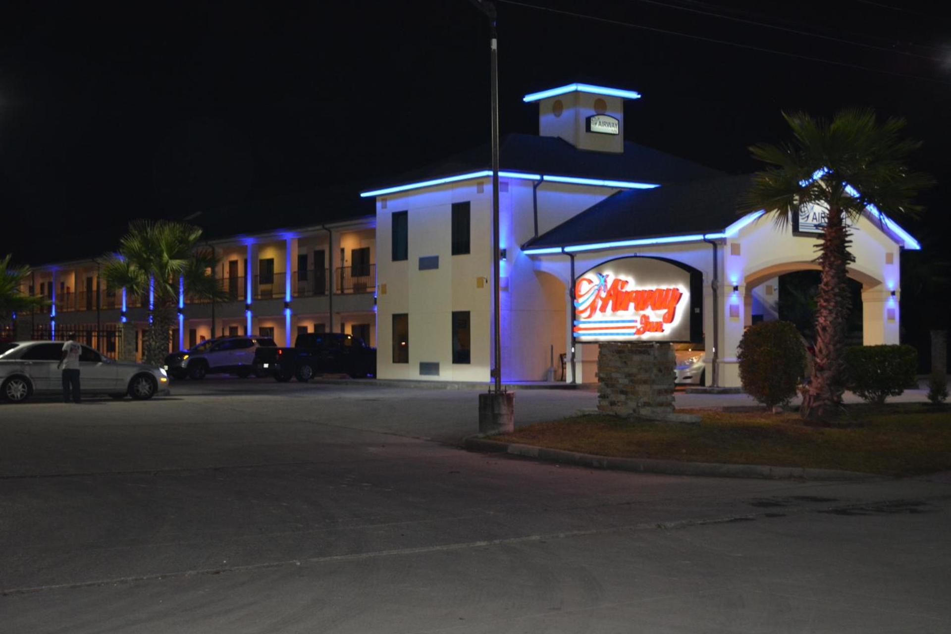 Airway Inn - IAH Airport photo 1