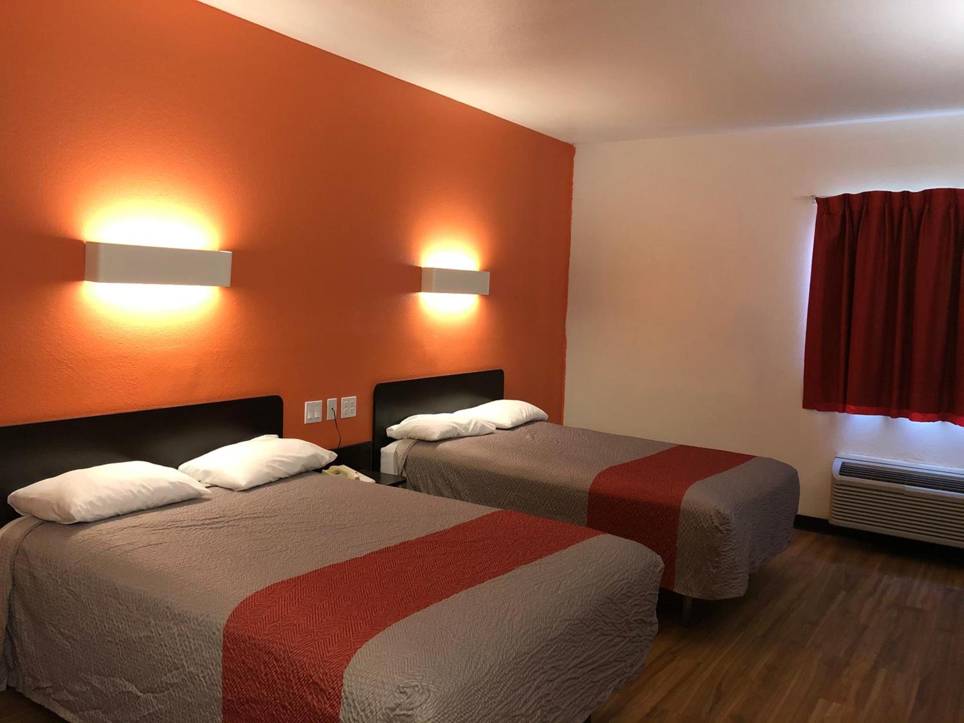 Motel 6-Woodway, TX photo 24