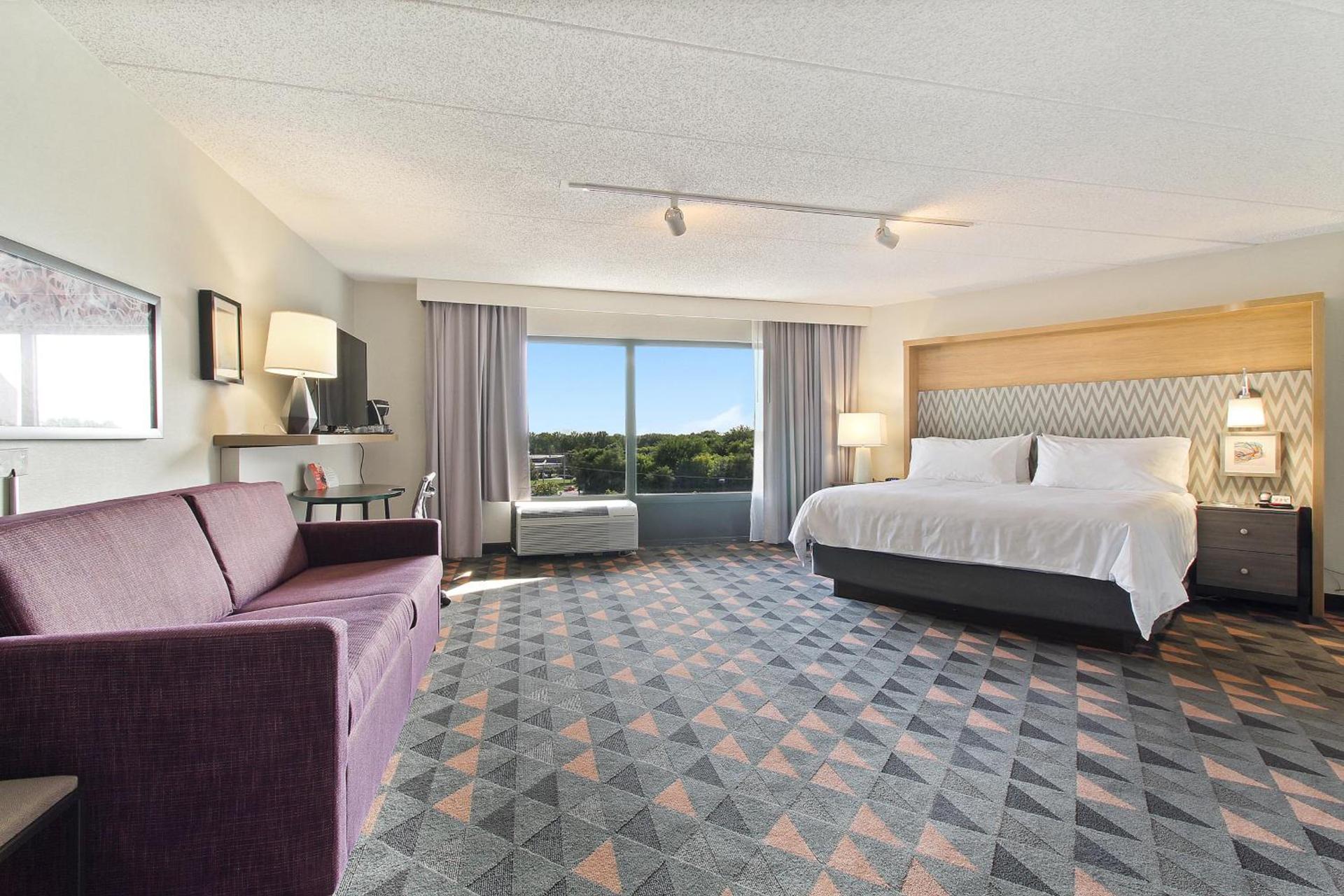 Holiday Inn Chicago Nw Crystal Lk Conv Ctr by IHG photo 20