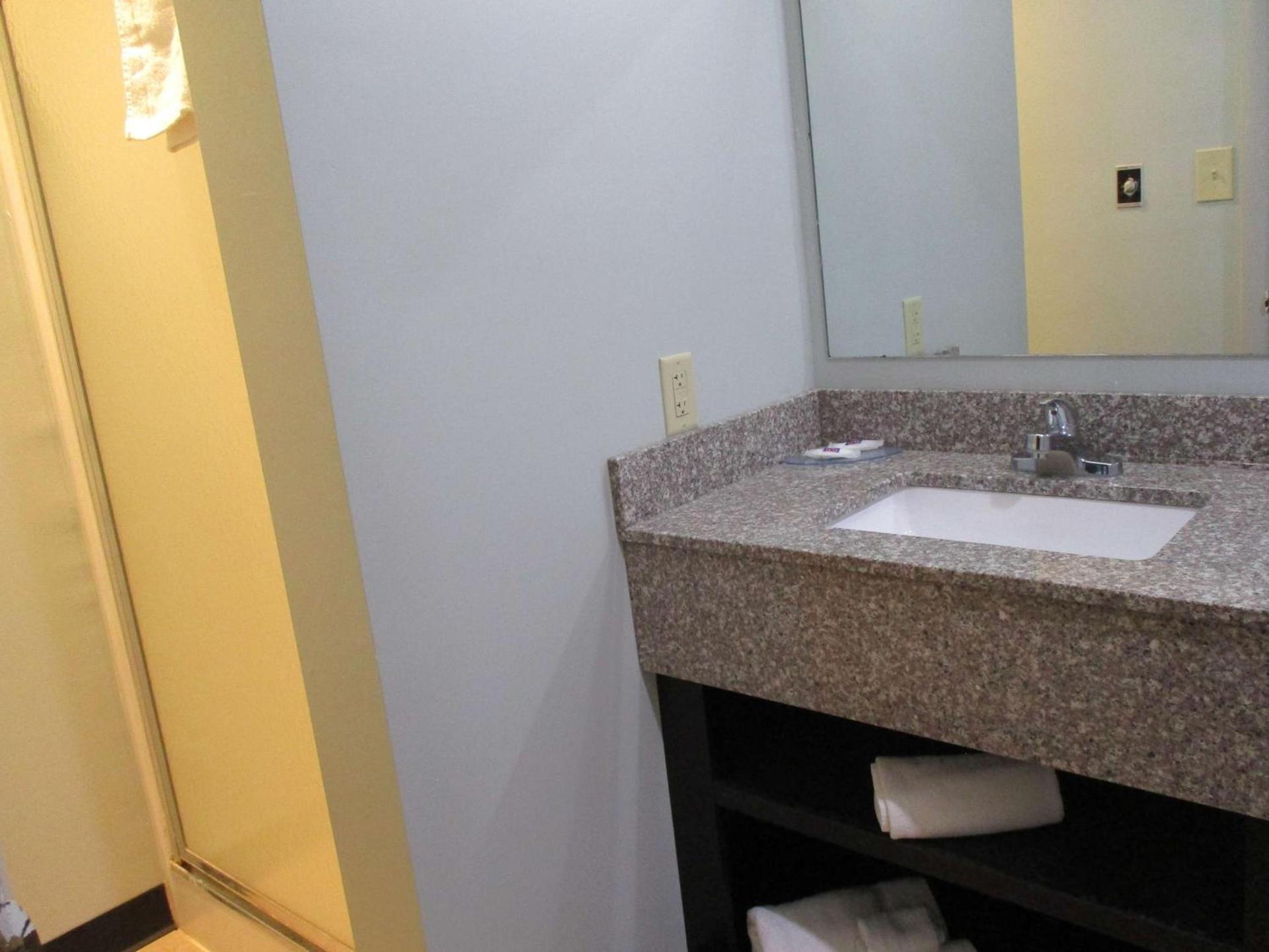 Motel 6-Shartlesville, PA photo 21