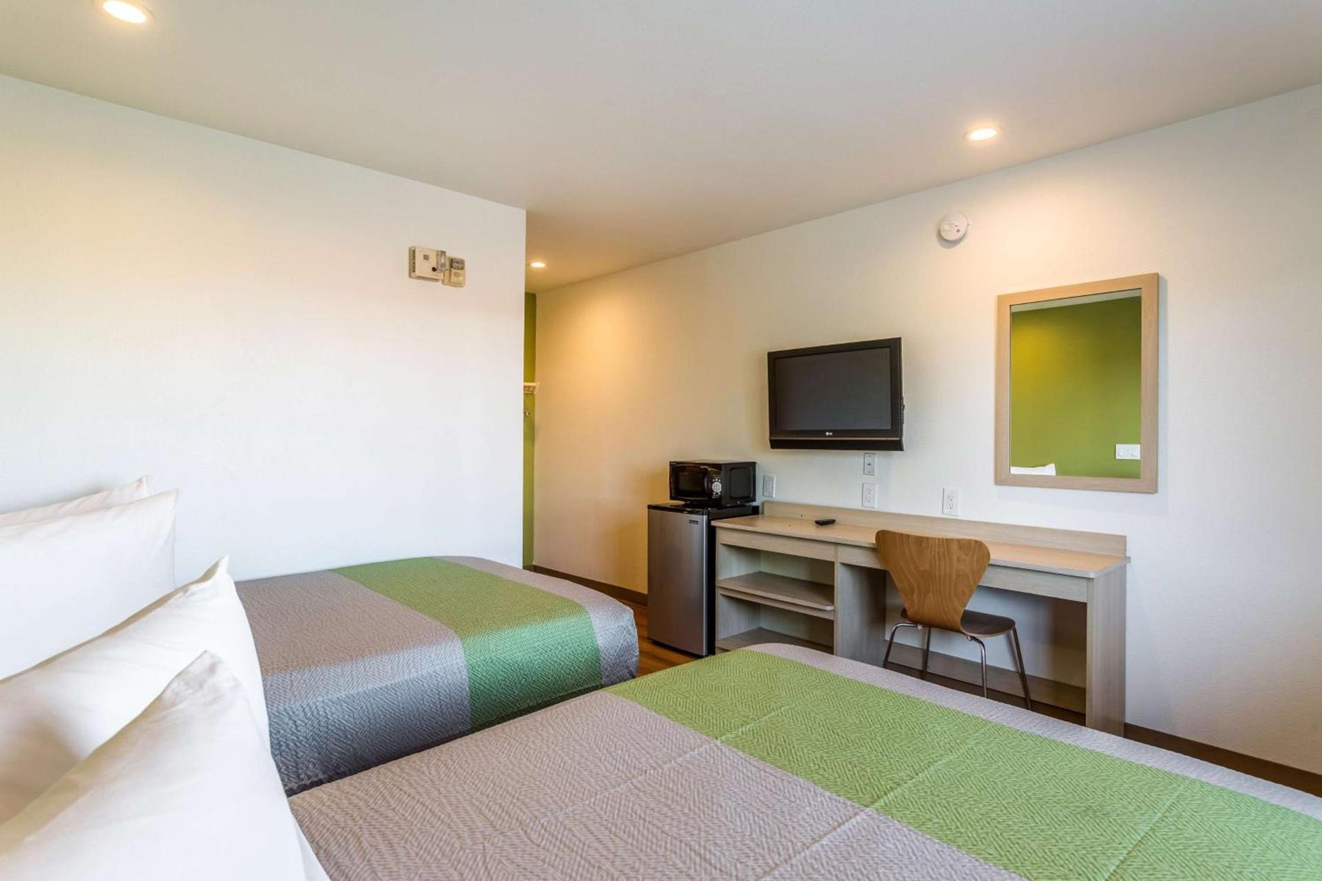 Motel 6-Needles, CA photo 12