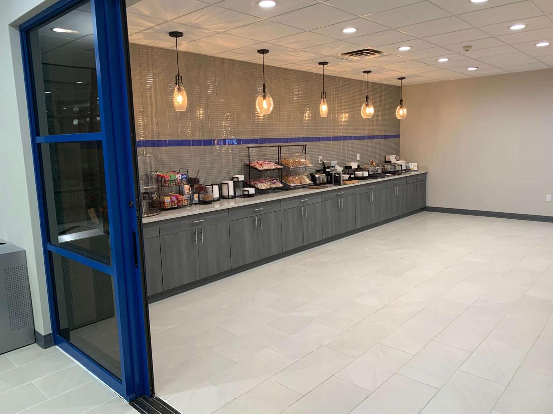 Best Western Plus Clarks Summit Scranton Hotel photo 17