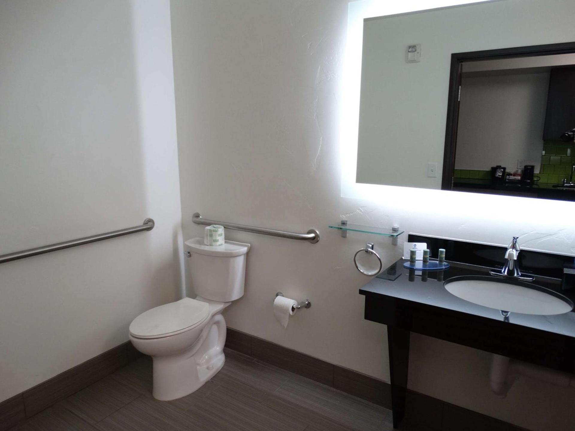 Best Western Duchesne Inn photo 27