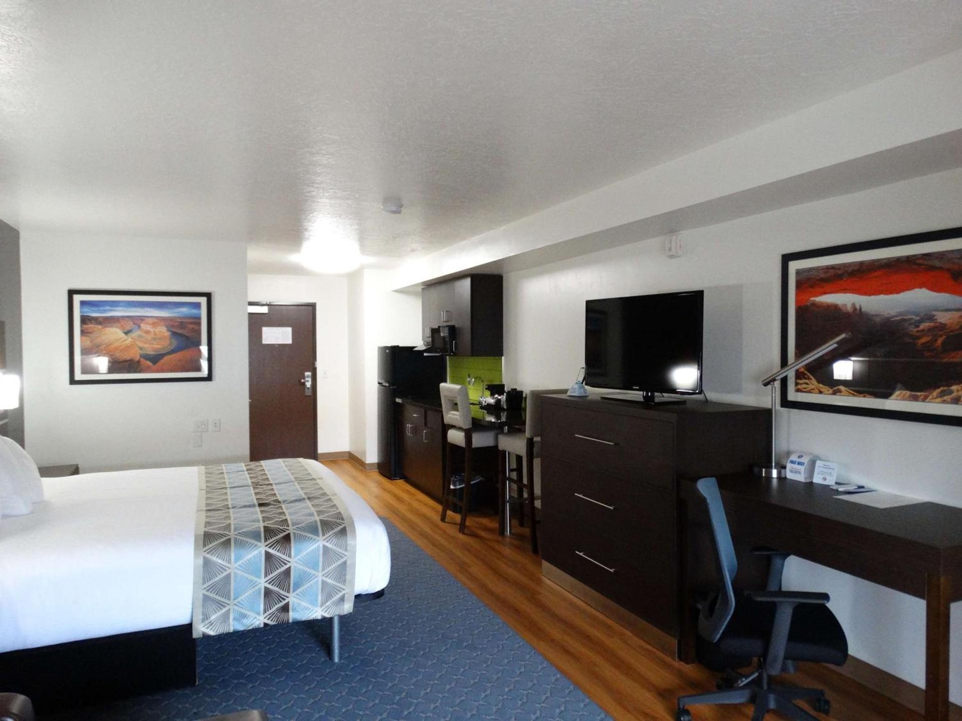 Best Western Duchesne Inn photo 19