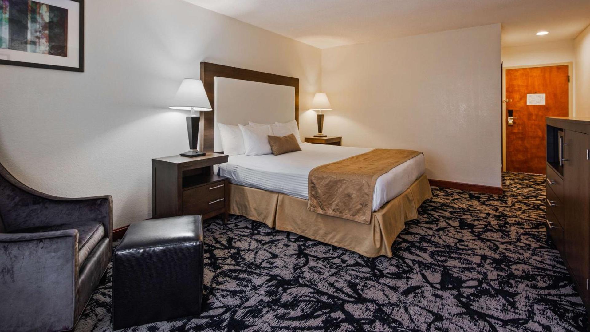 Best Western West Greenwich Inn photo 12
