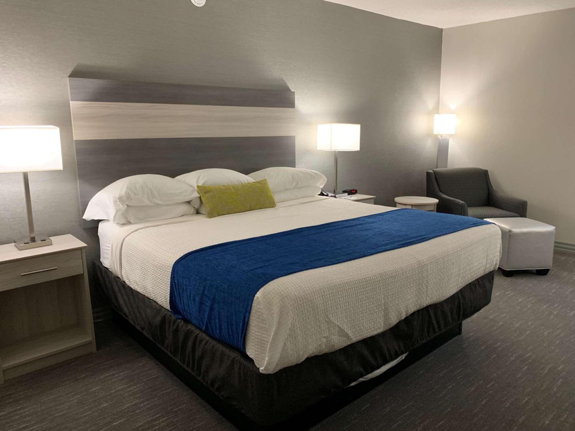 Best Western Plus Clarks Summit Scranton Hotel photo 3