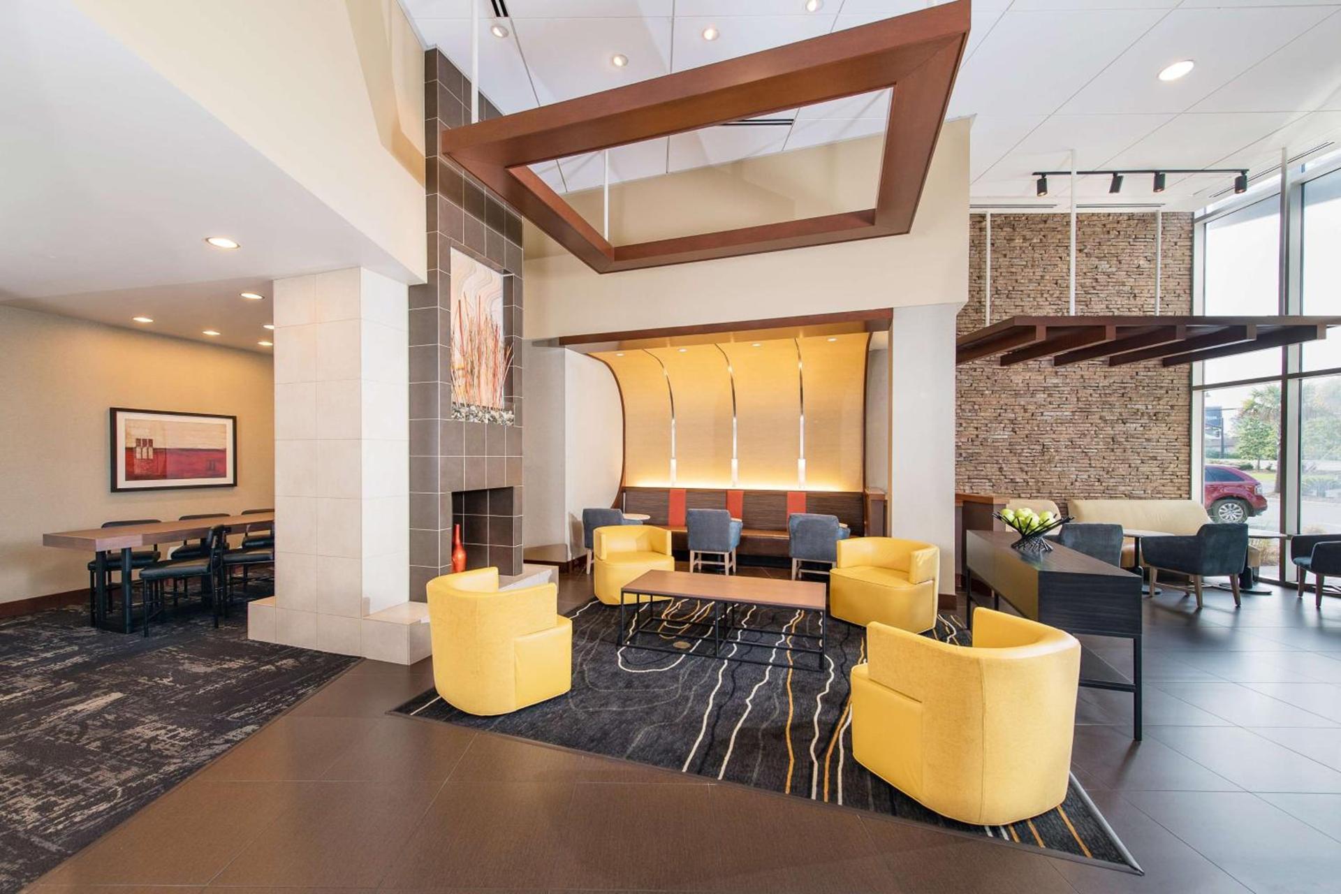 Hyatt Place Charleston Airport / Convention Center photo 13