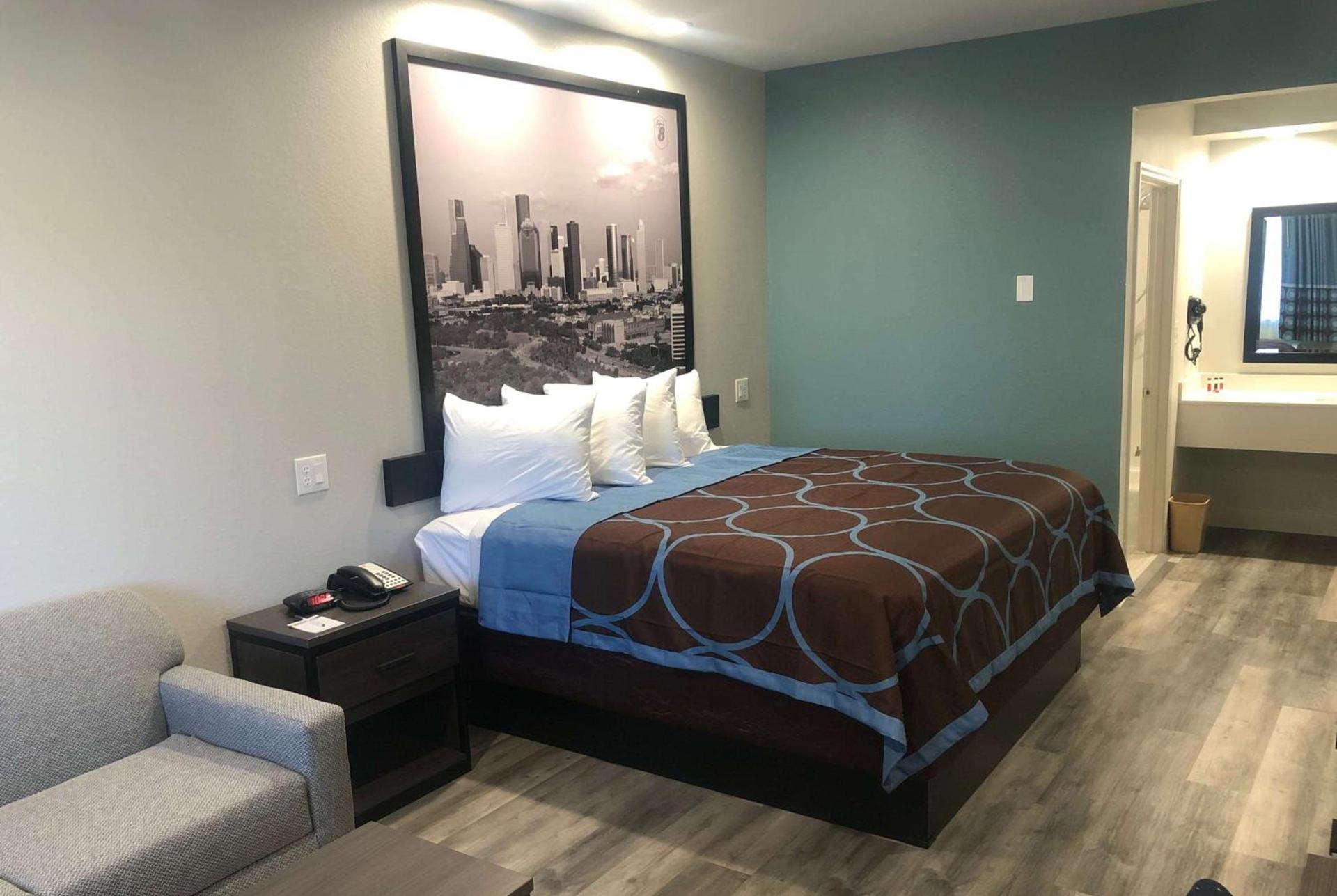 Hotel Blue Spring photo 2