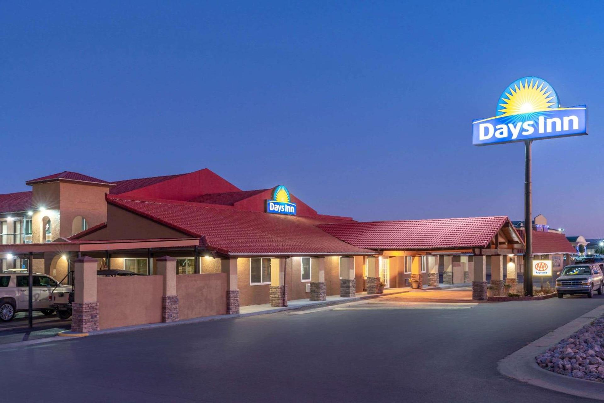 Days Inn by Wyndham Grants photo 2