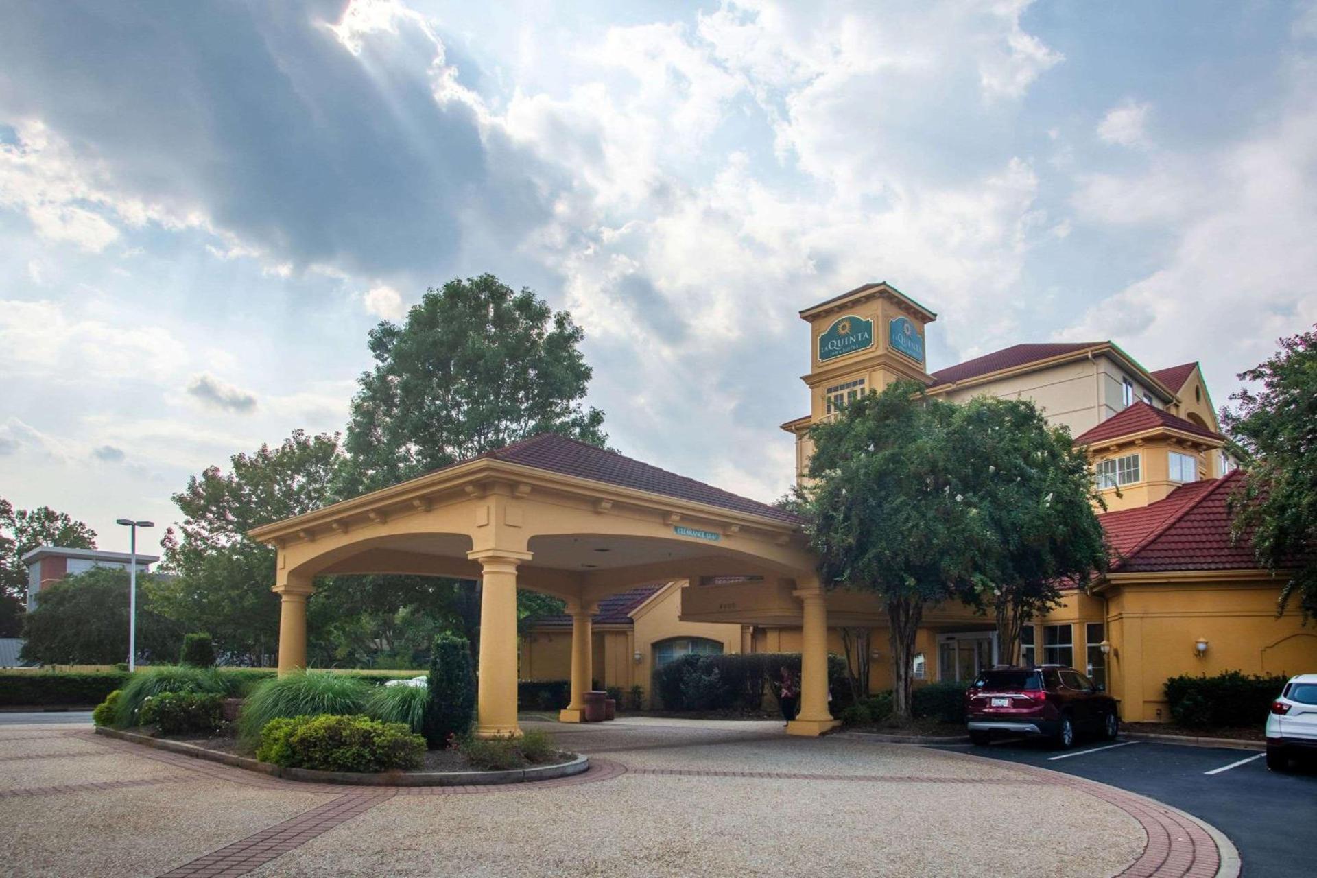 La Quinta by Wyndham Charlotte Airport South photo 6