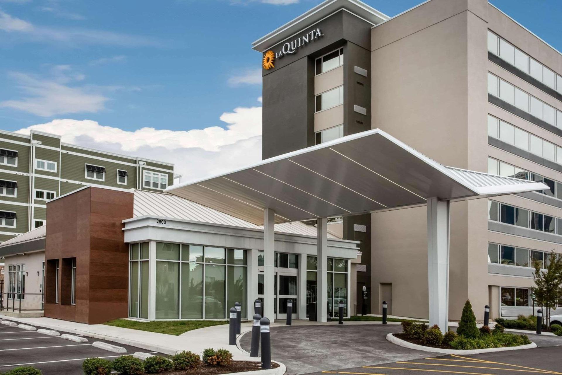 La Quinta by Wyndham Virginia Beach — hotel in Virginia Beach