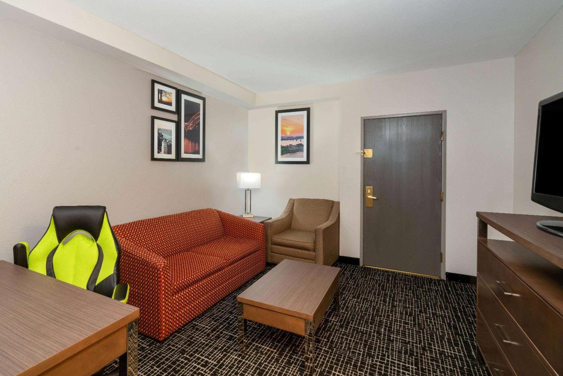 Wingate by Wyndham Memphis East photo 14