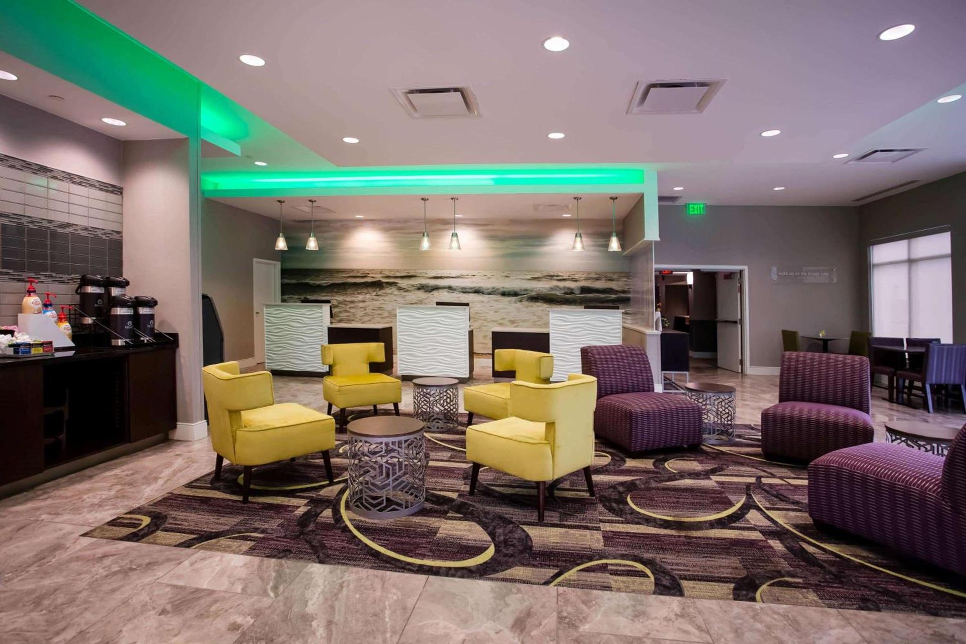La Quinta by Wyndham Virginia Beach photo 4