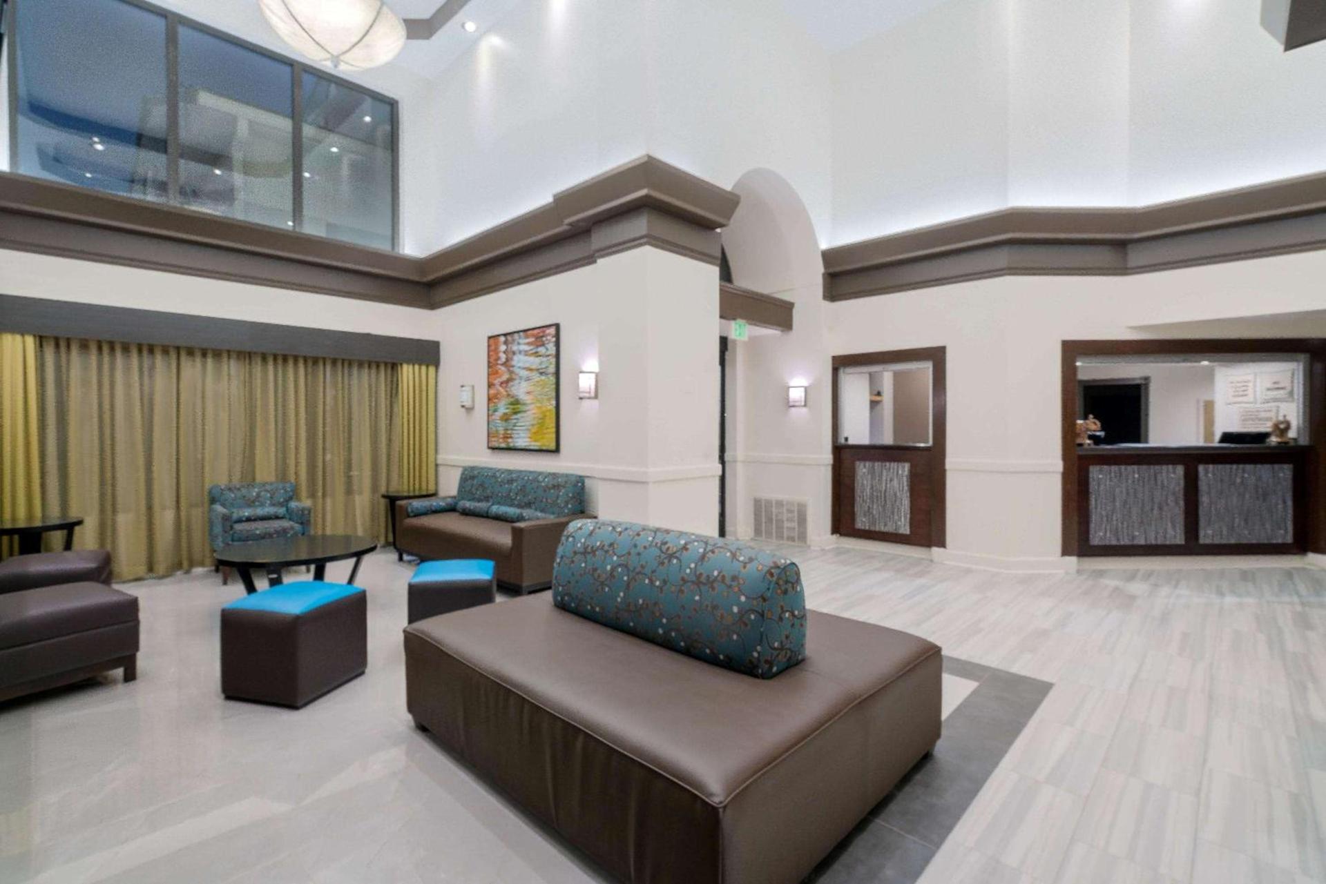 Wingate by Wyndham Memphis East photo 3
