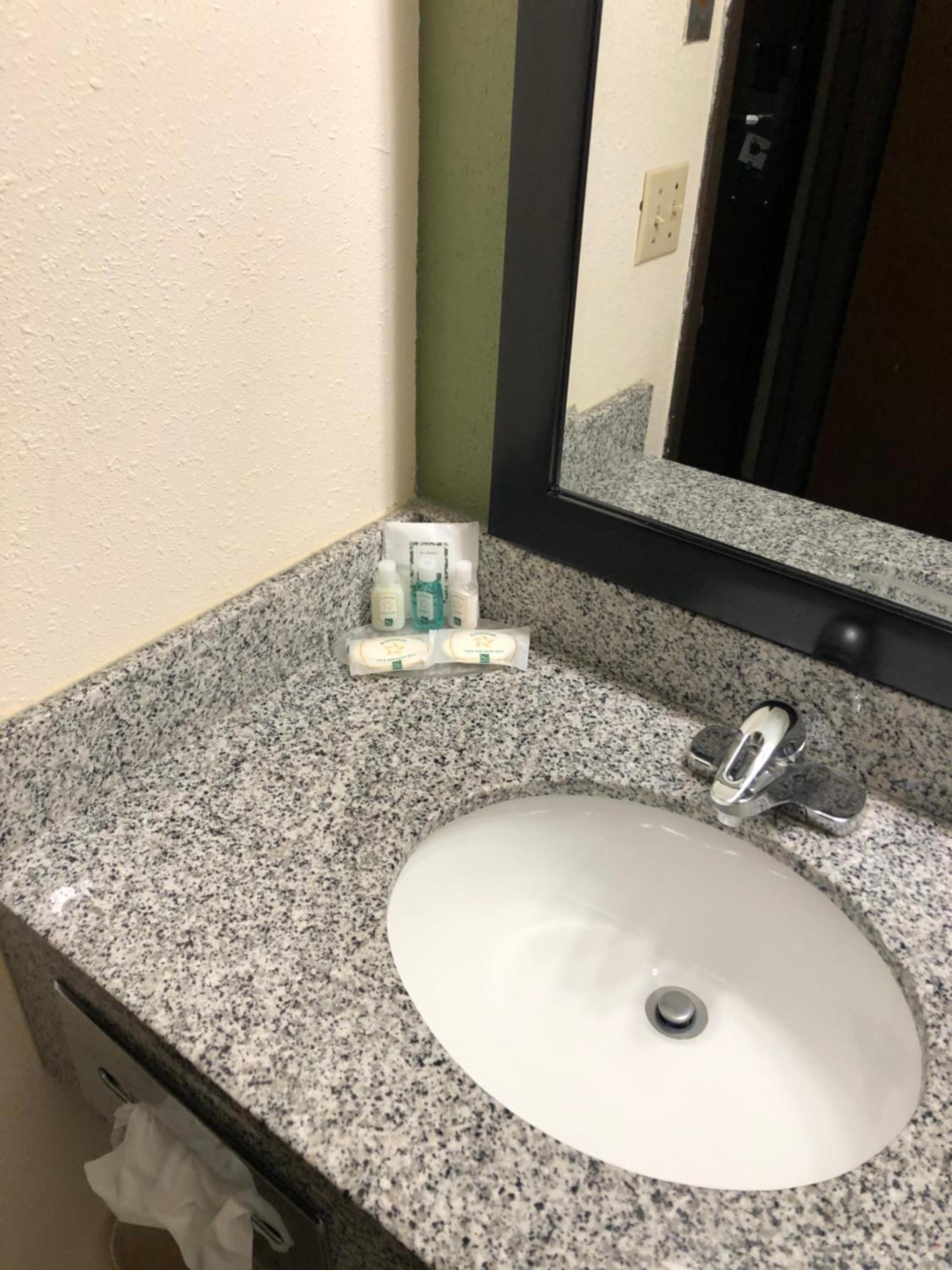 Quality Inn & Suites Danville East photo 25