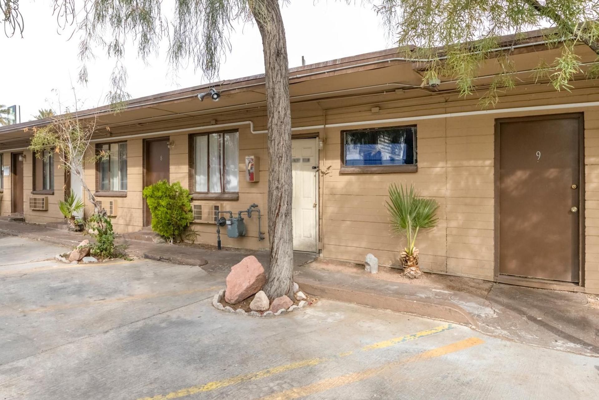 OYO Oasis Motel Las Vegas I-15 photo 17