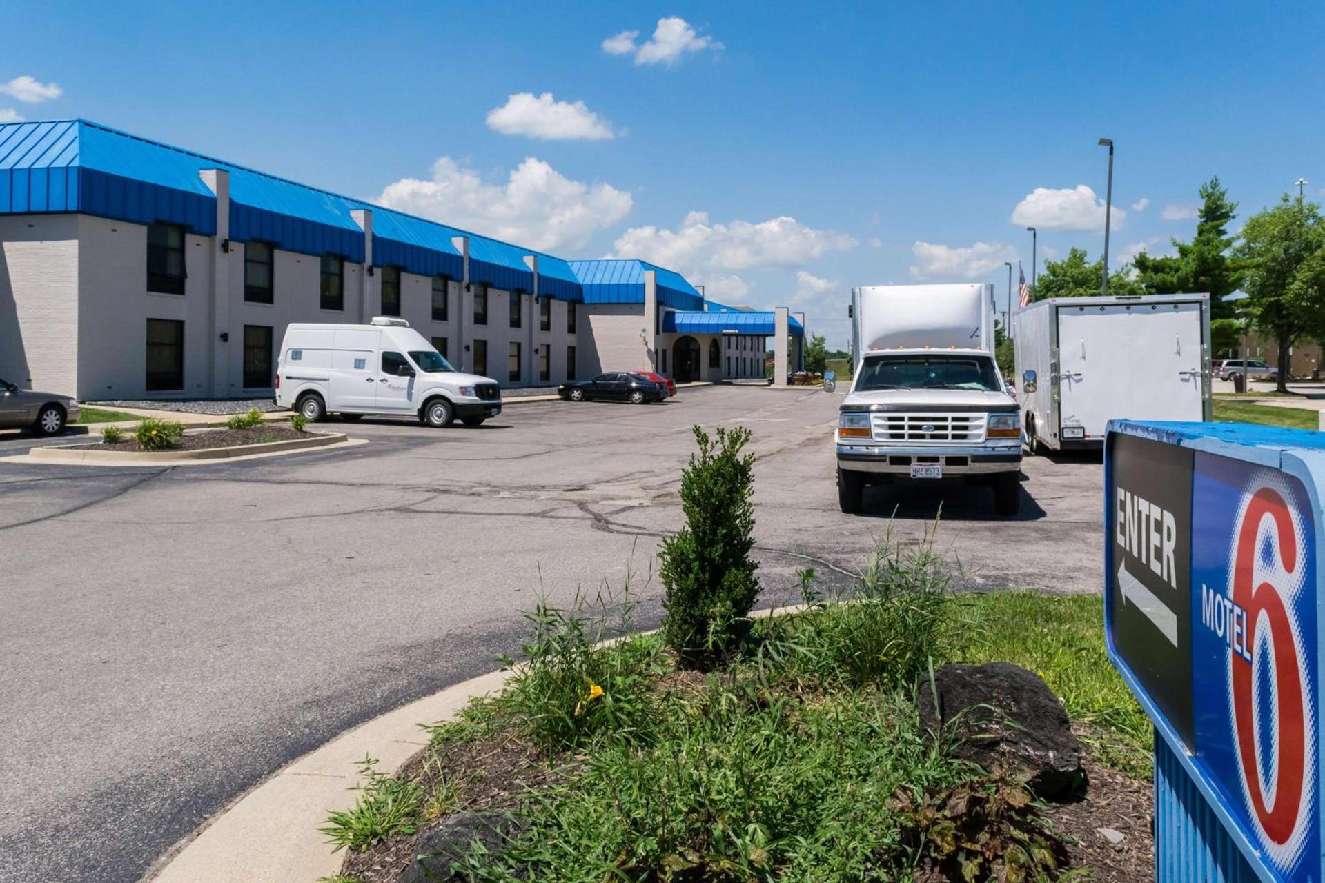 Motel 6-Richmond, IN photo 2