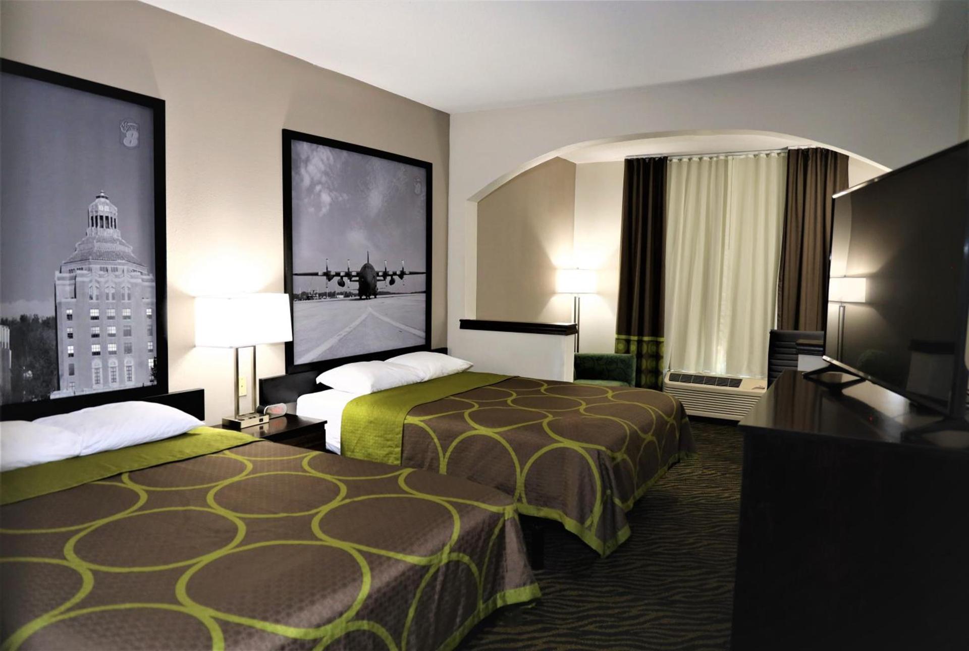 Super 8 by Wyndham High Point/Greensboro photo 41