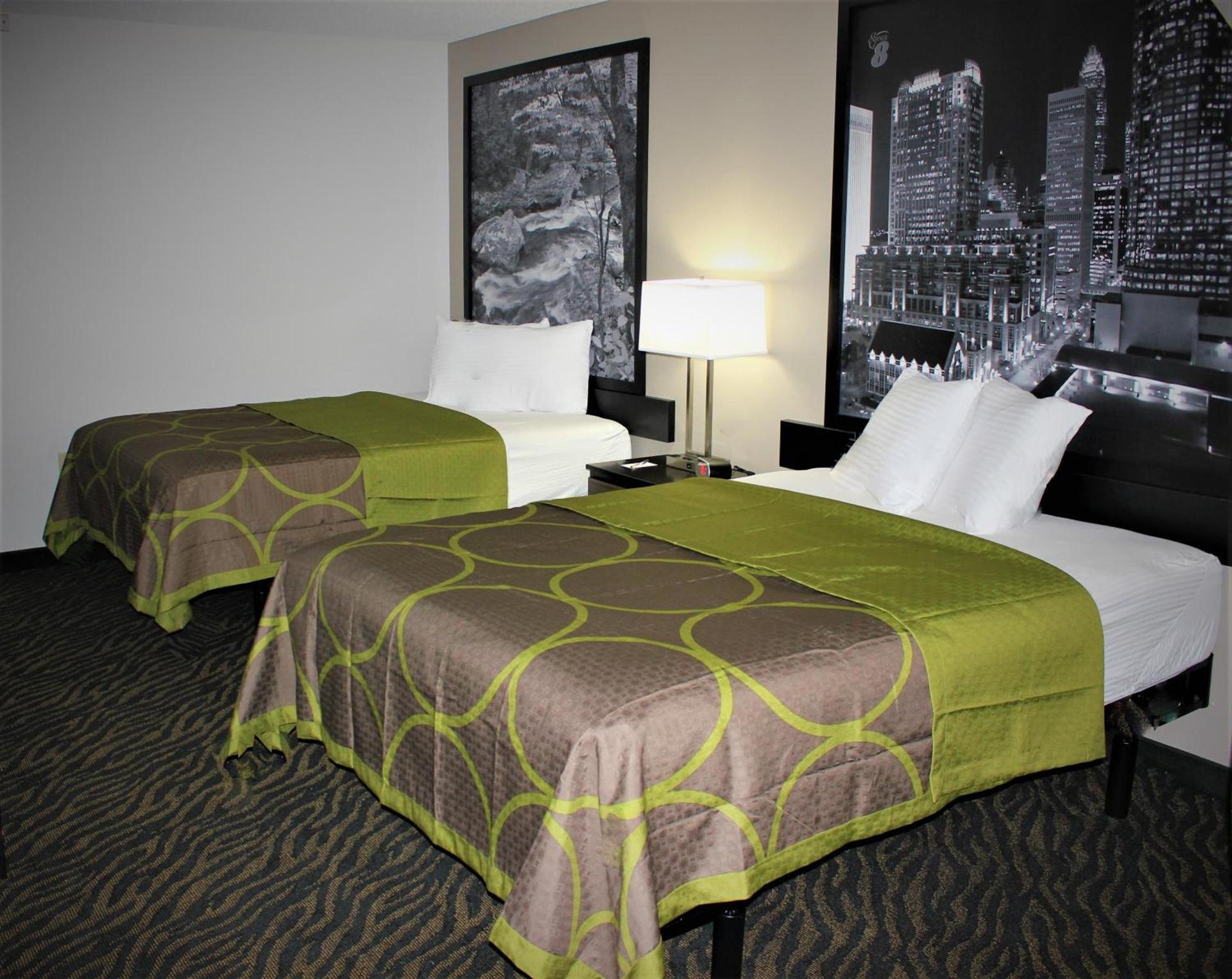 Super 8 by Wyndham High Point/Greensboro photo 45