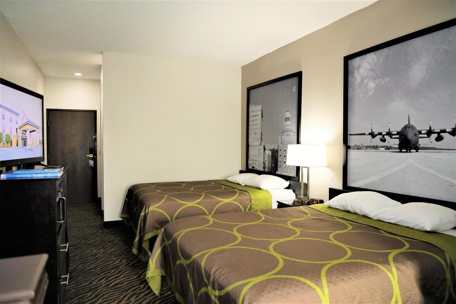 Super 8 by Wyndham High Point/Greensboro photo 47