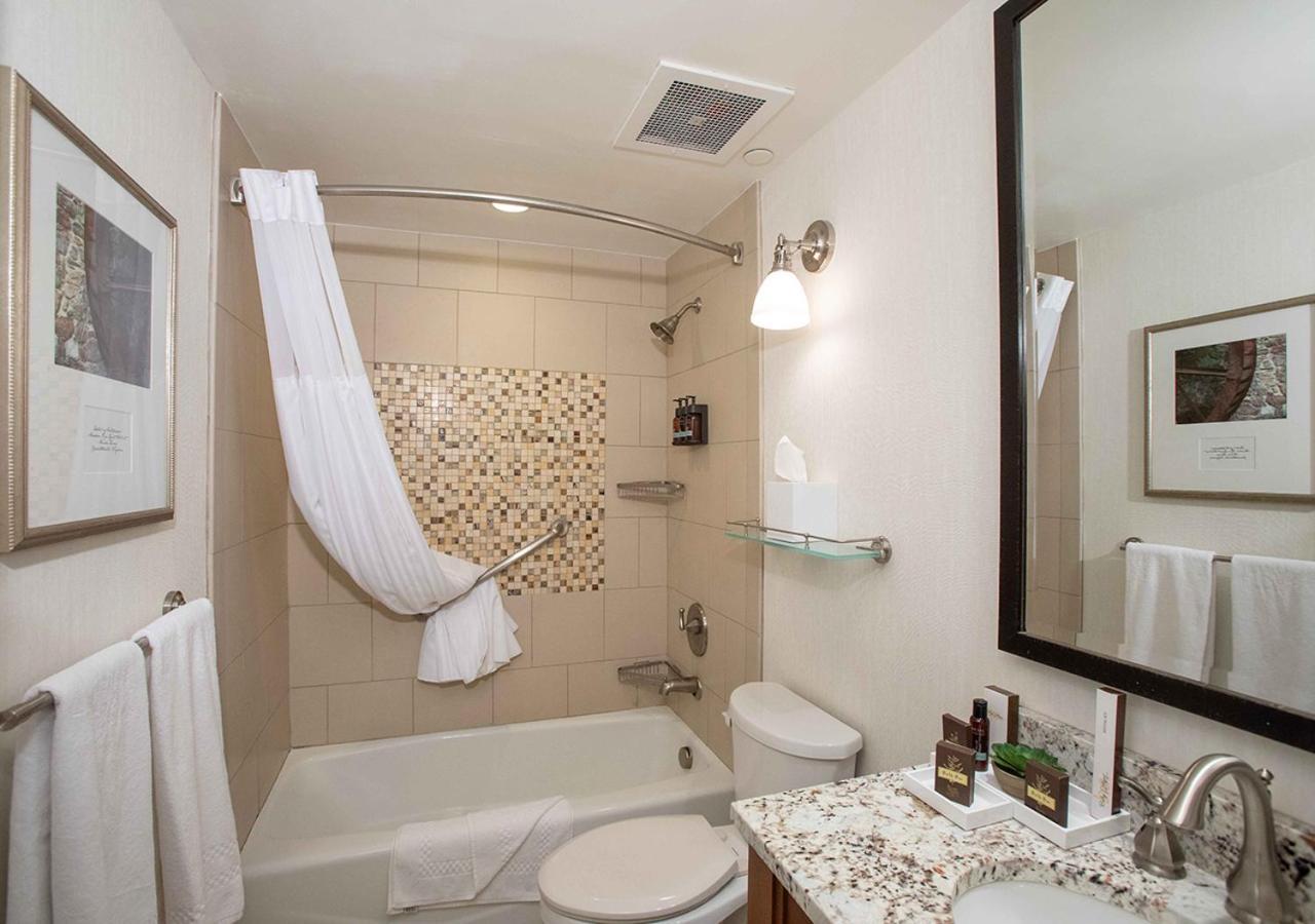 Boar's Head Resort photo 62