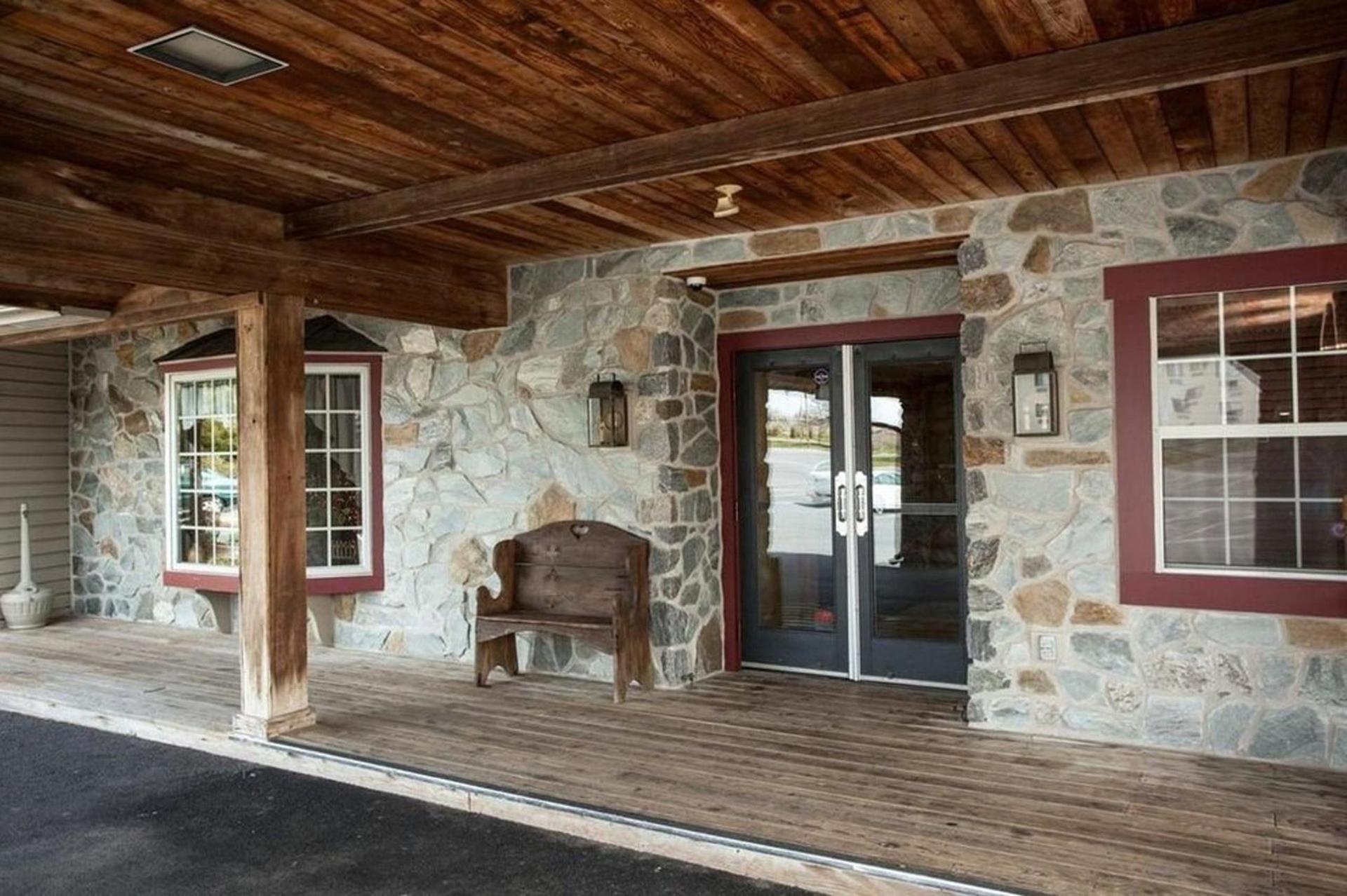 The Country Inn of Lancaster photo 2