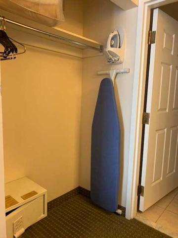 Host Inn an All Suites Hotel photo 9