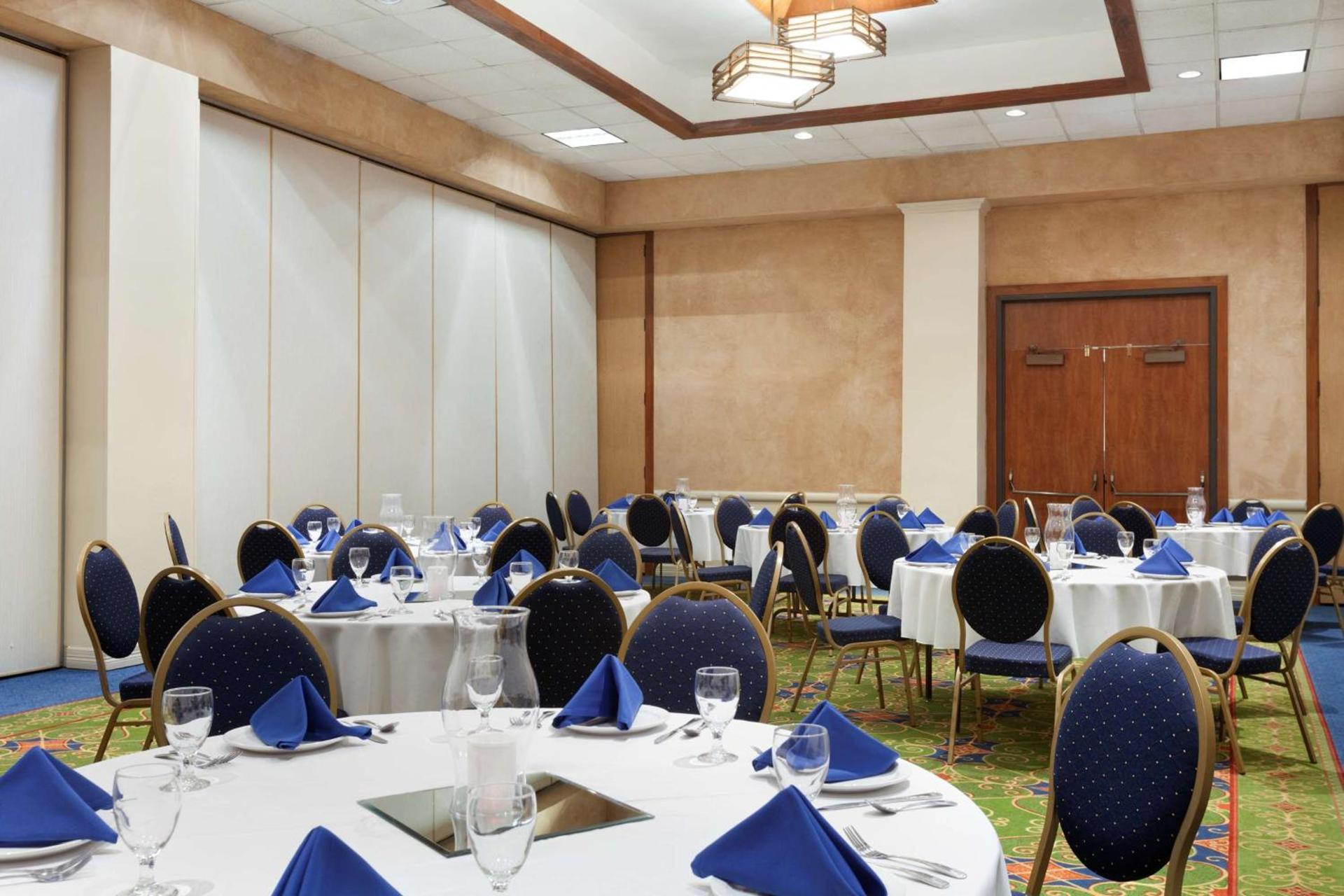 DoubleTree by Hilton Corpus Christi Beachfront photo 51