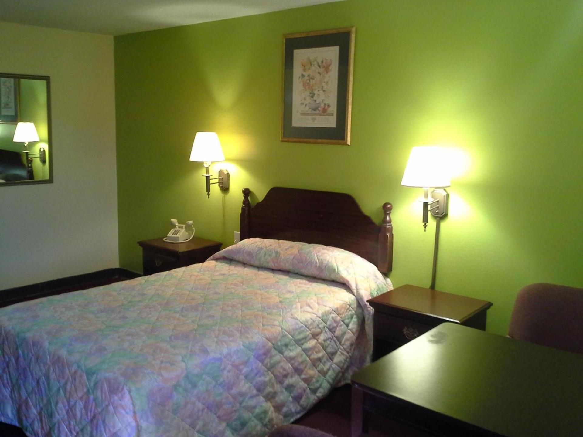 Red Carpet Inn - Augusta photo 18