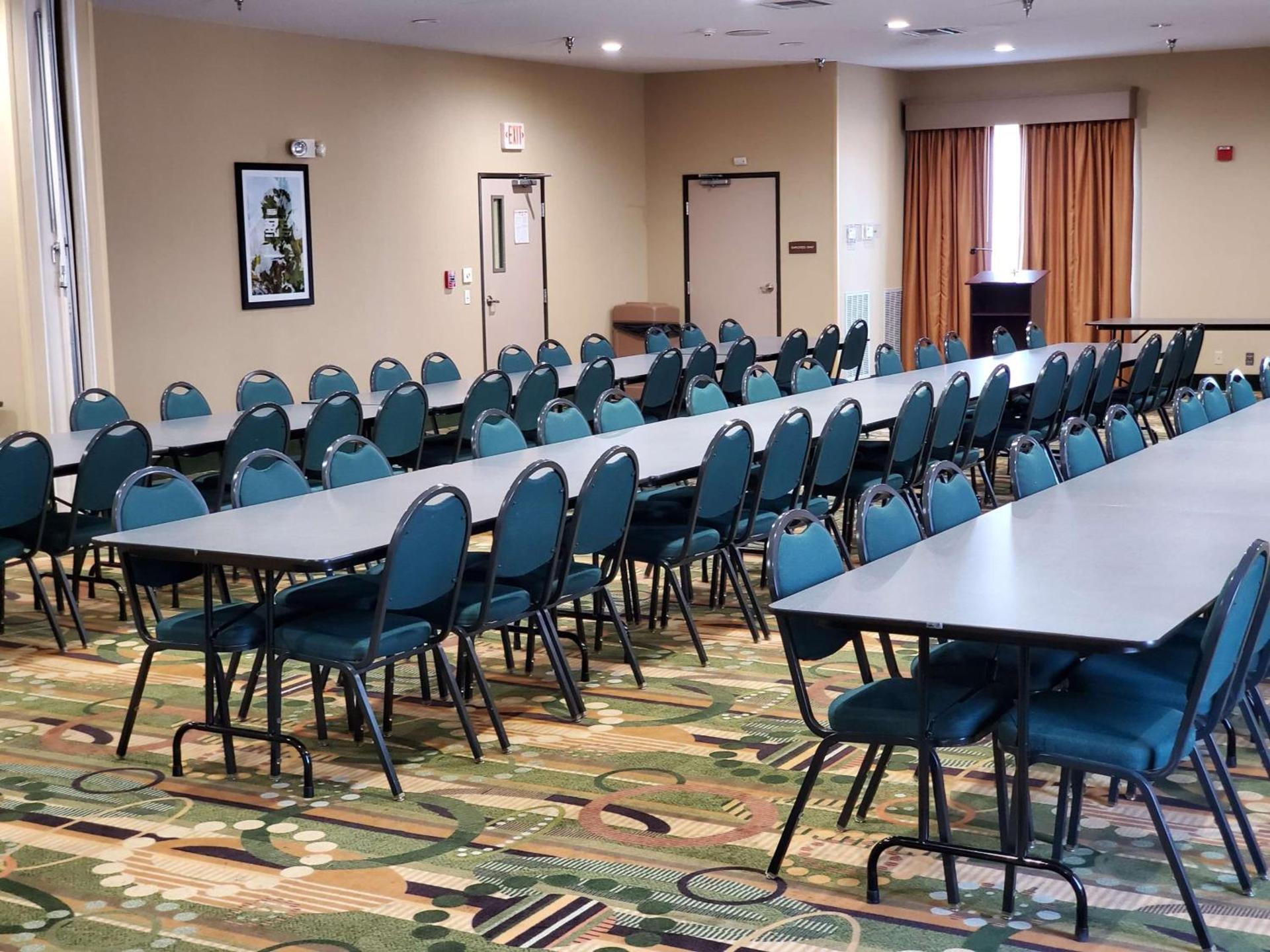 Best Western Big Spring Lodge photo 17