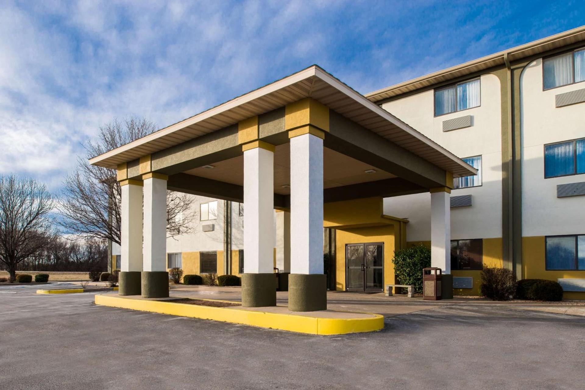 Best Western Big Spring Lodge photo 11