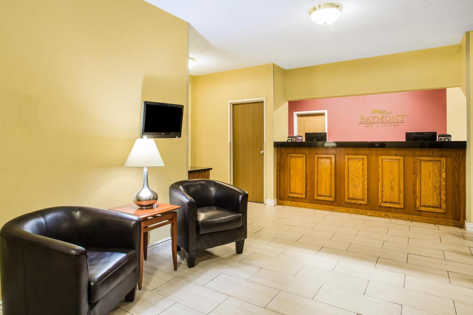 Baymont by Wyndham Helena photo 9